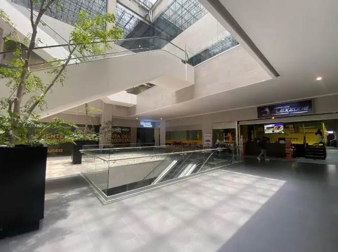 Local Comercial Spot2