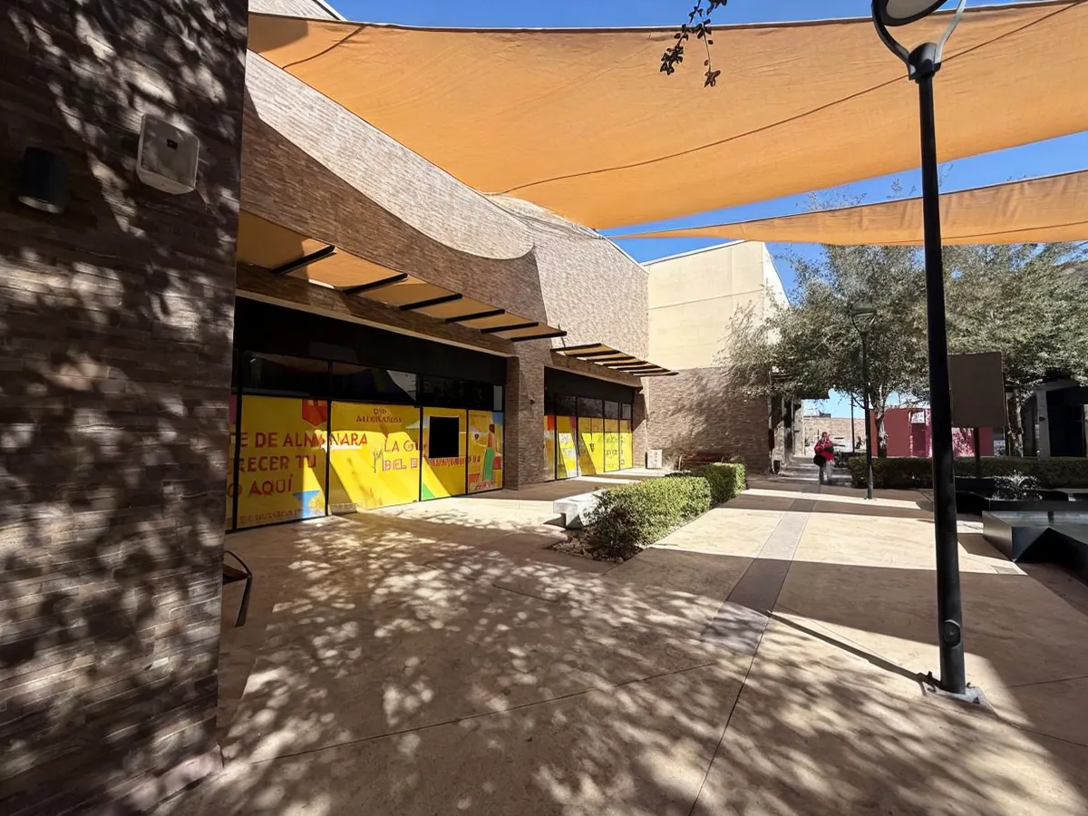 Local Comercial Spot2