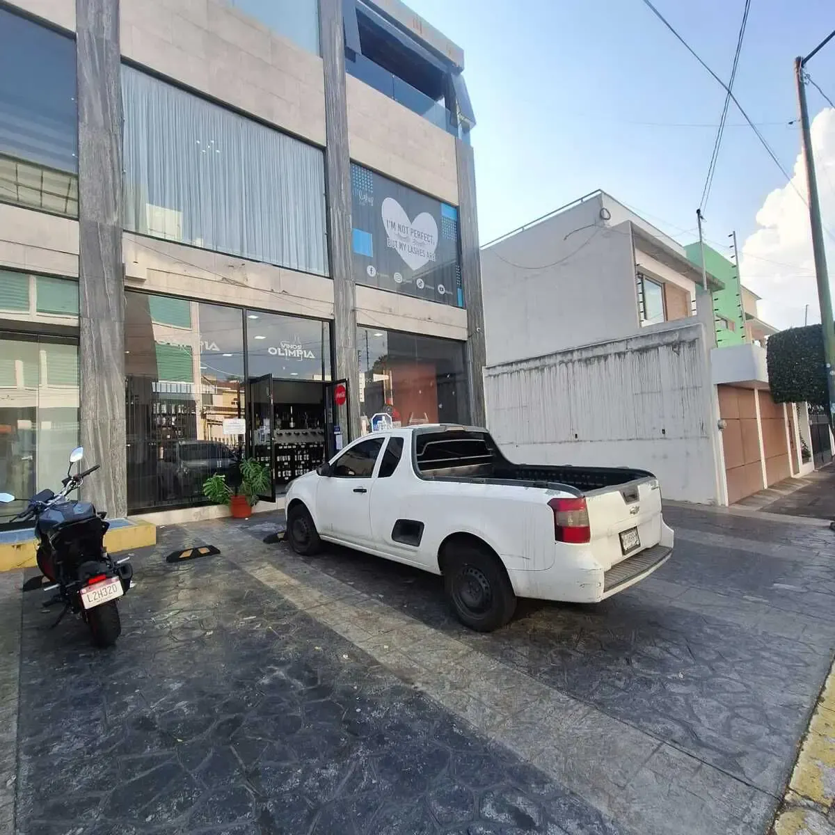 Local Comercial Spot2