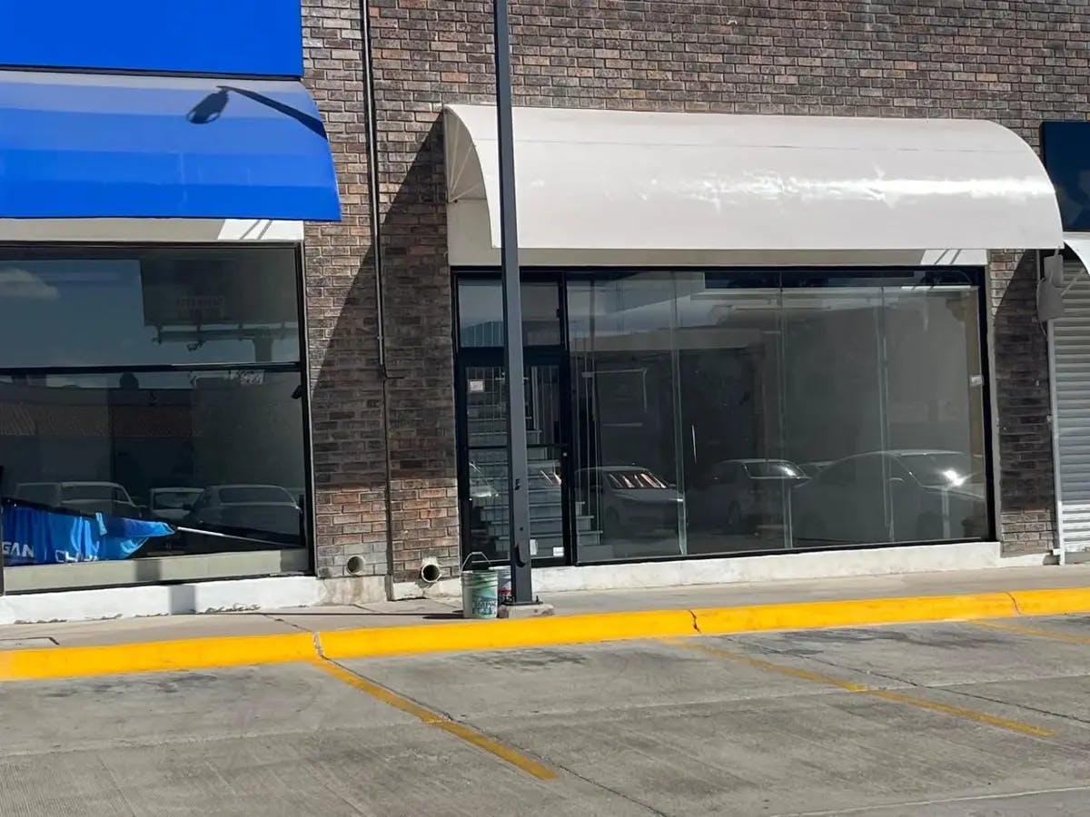 Local Comercial Spot2