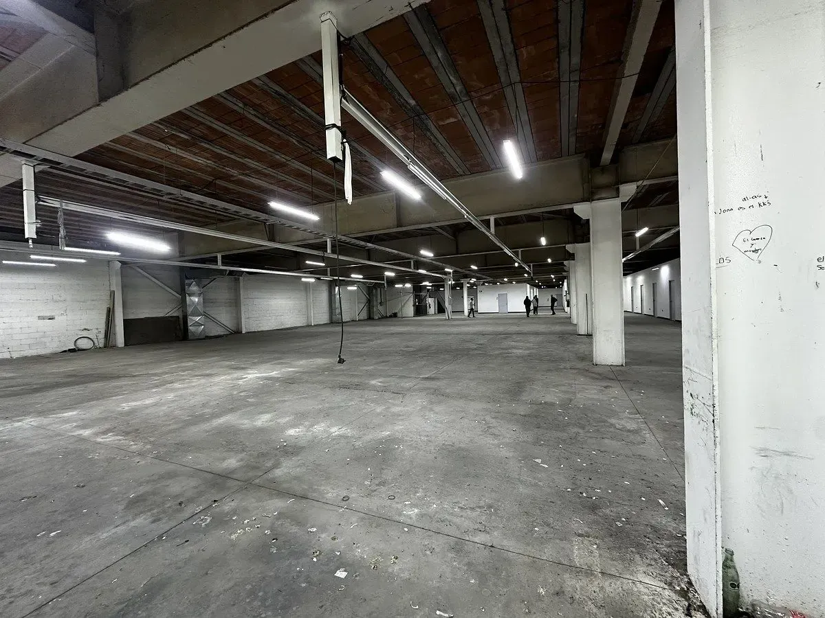 Industrial Spot2