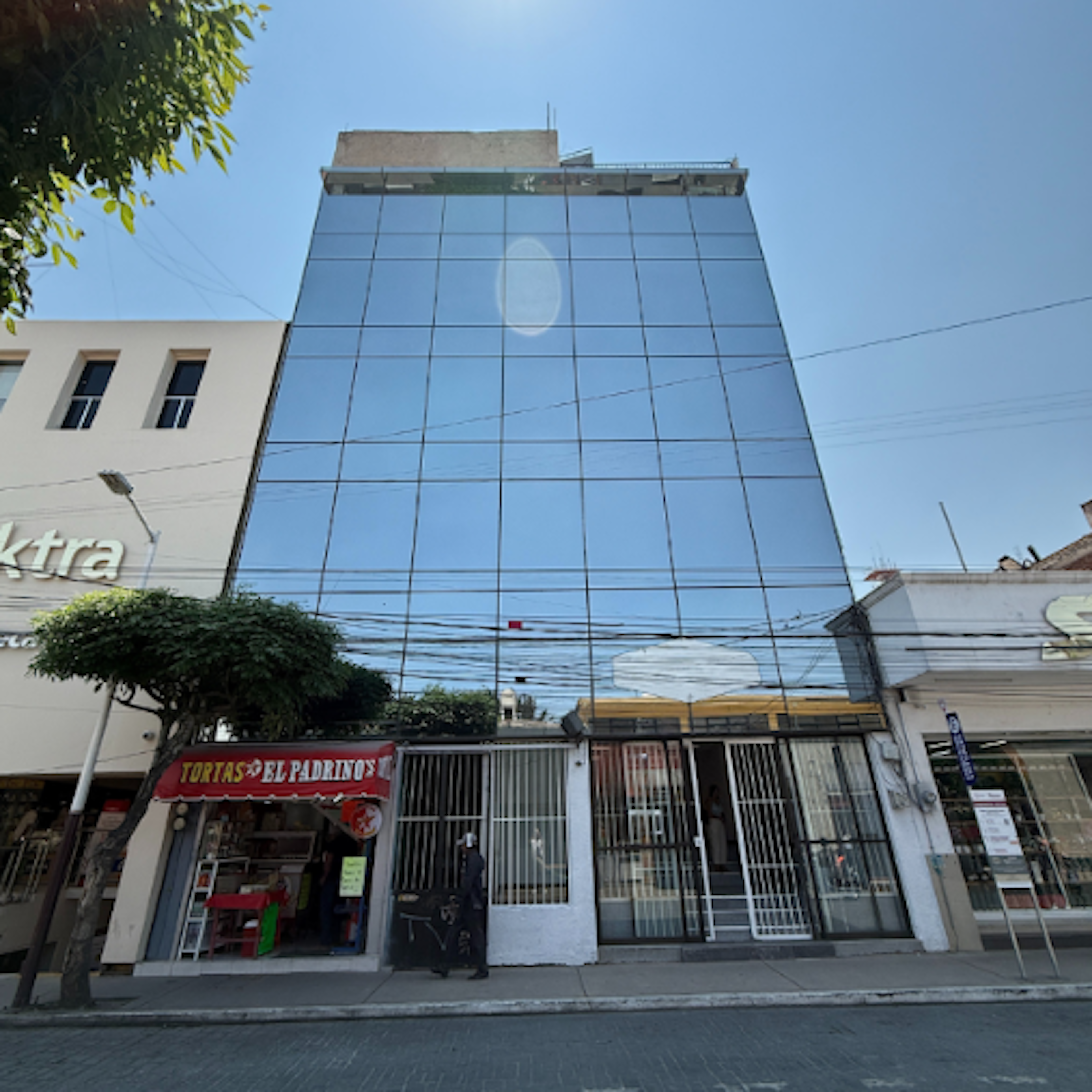 Spot image 0