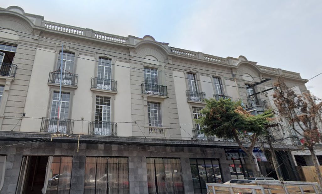 Local Comercial Spot2