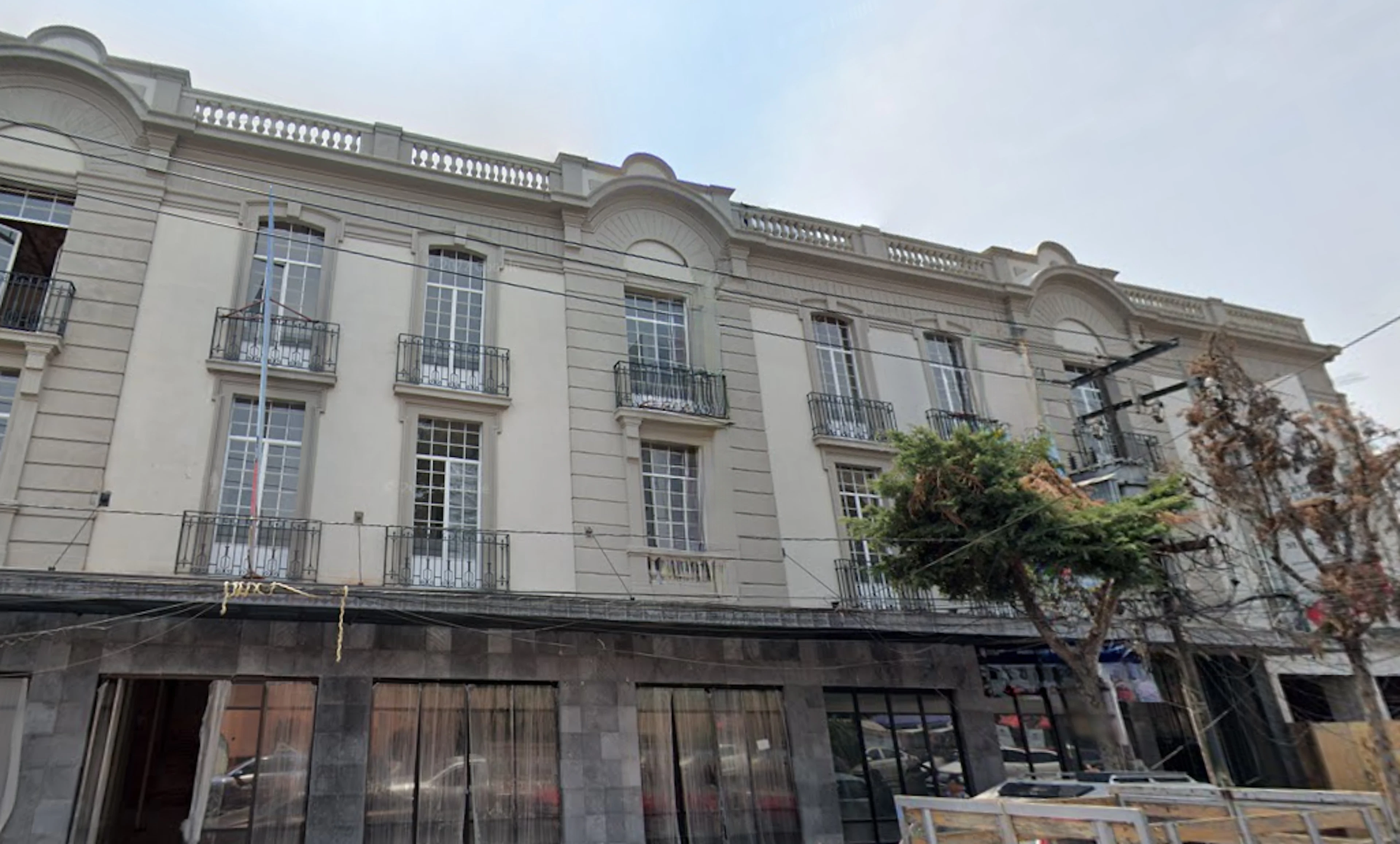 Local Comercial Spot2