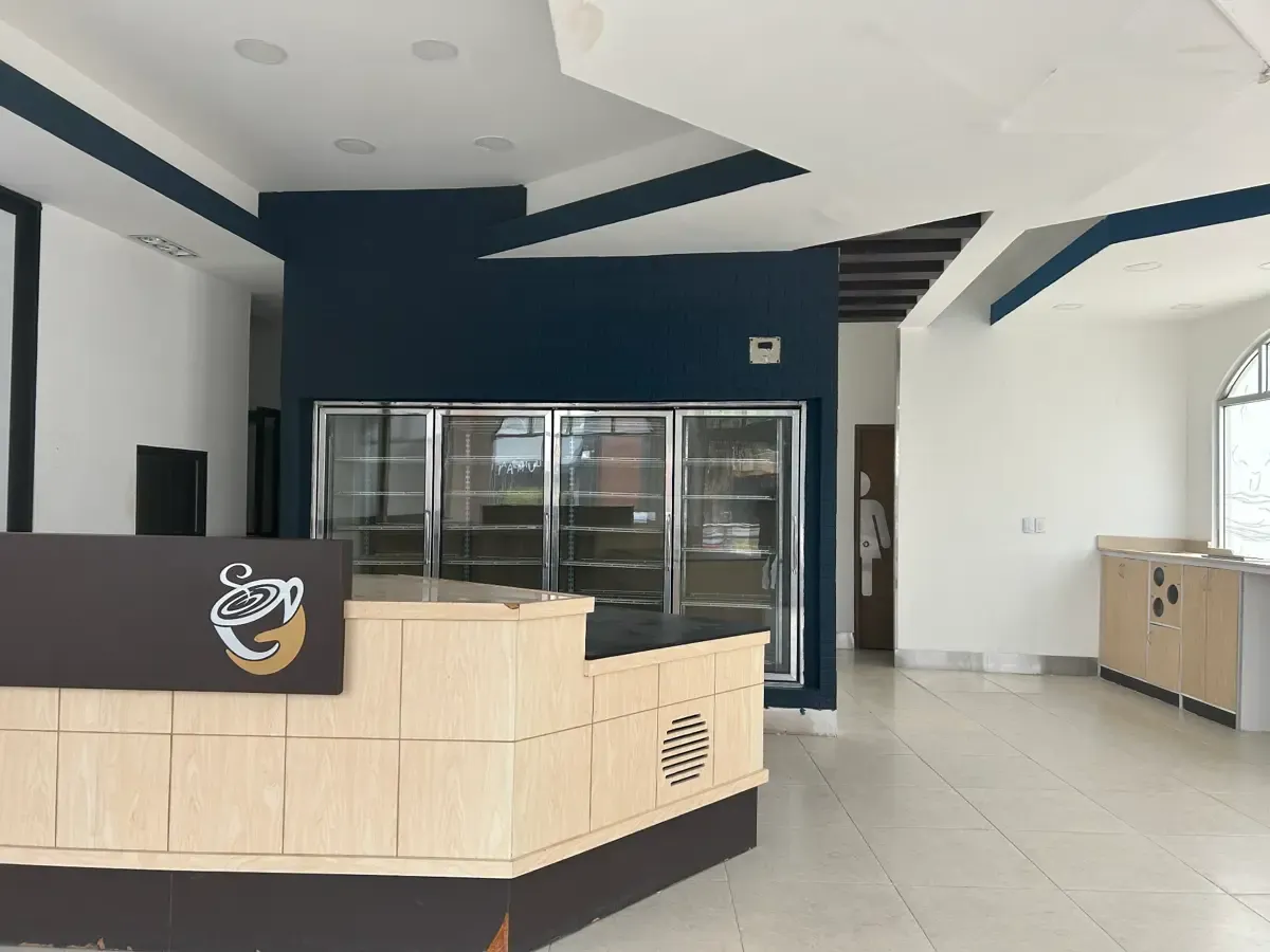 Local Comercial Spot2