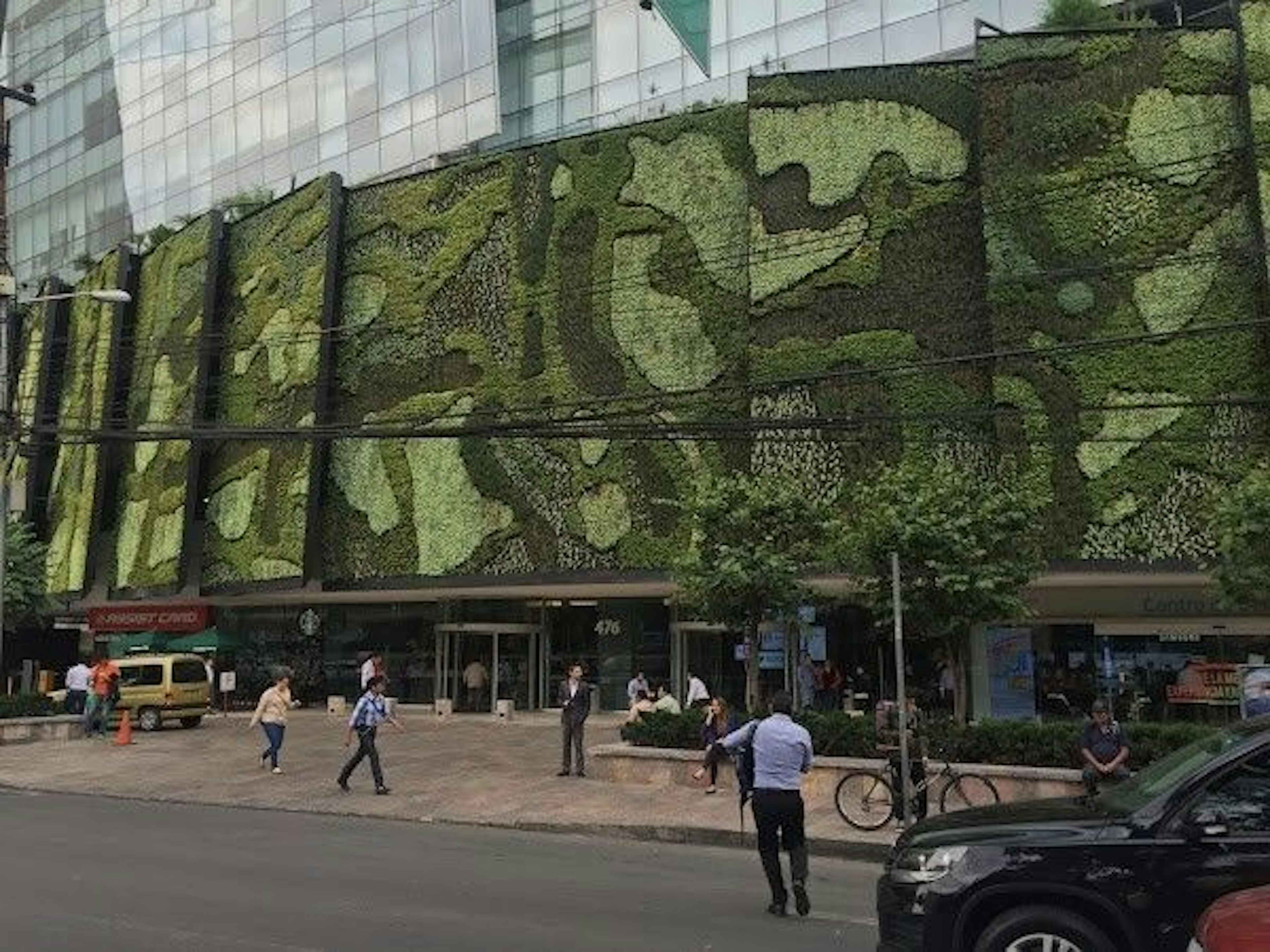 Calzada General Mariano Escobedo 476