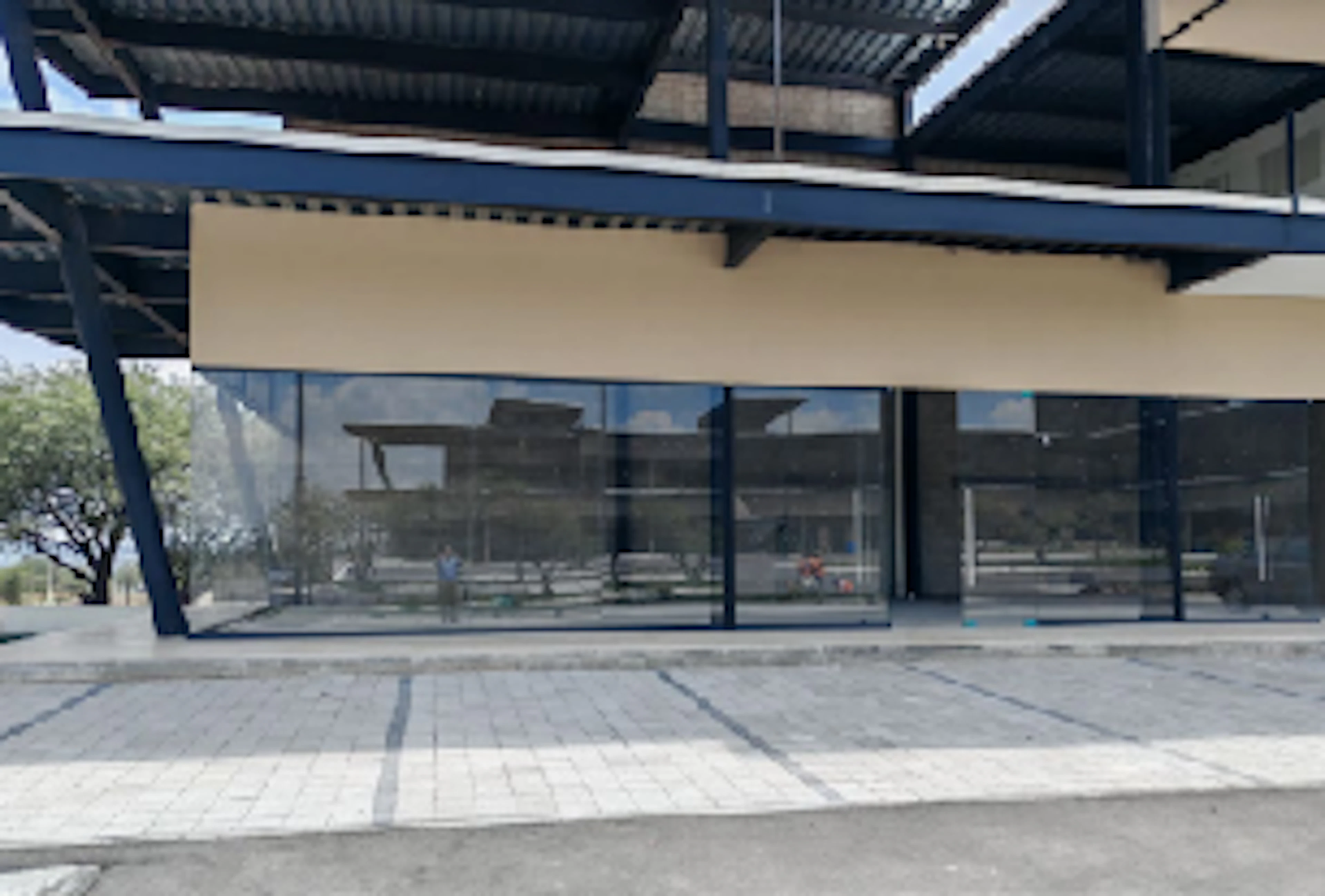 Local Comercial Spot2