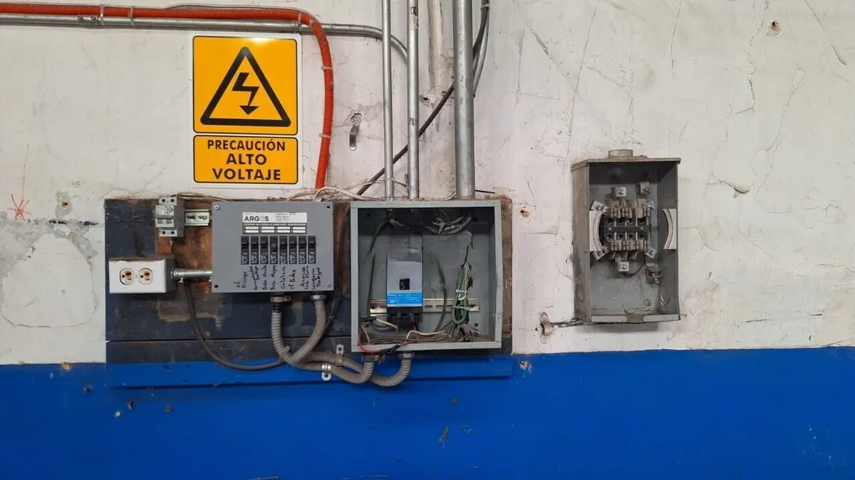 Industrial Spot2