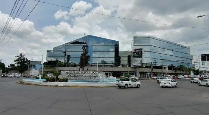 Local Comercial Spot2