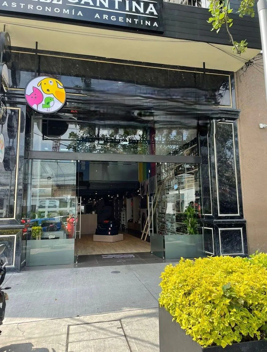 Local Comercial Spot2