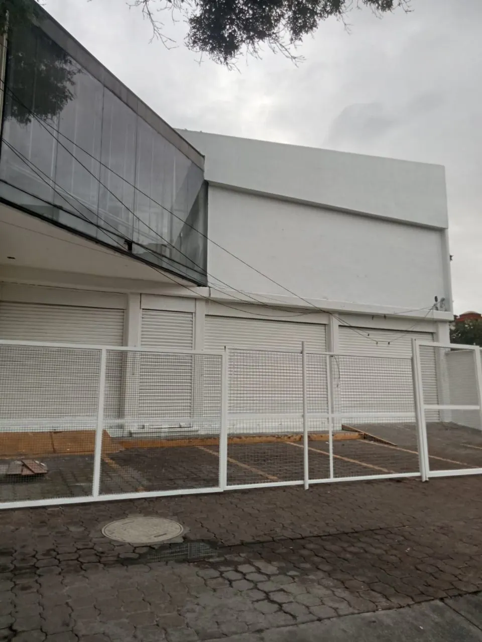 Local Comercial Spot2