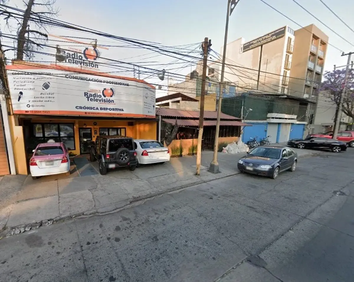 Local Comercial Spot2