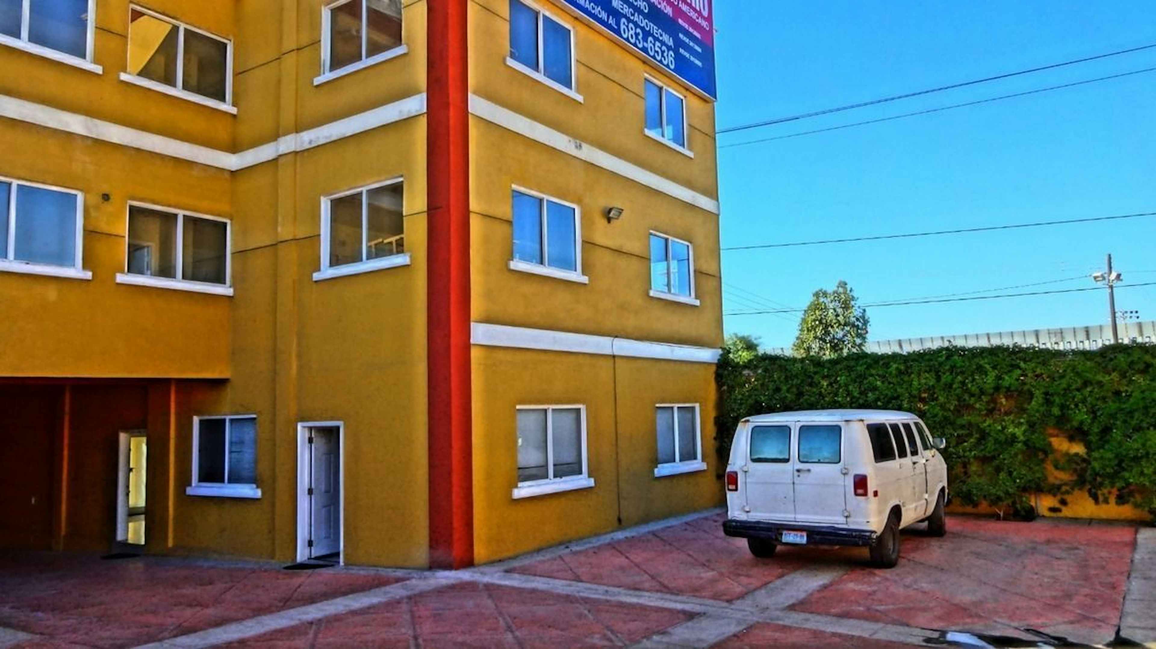 Calle Emiliano Zapata 8284