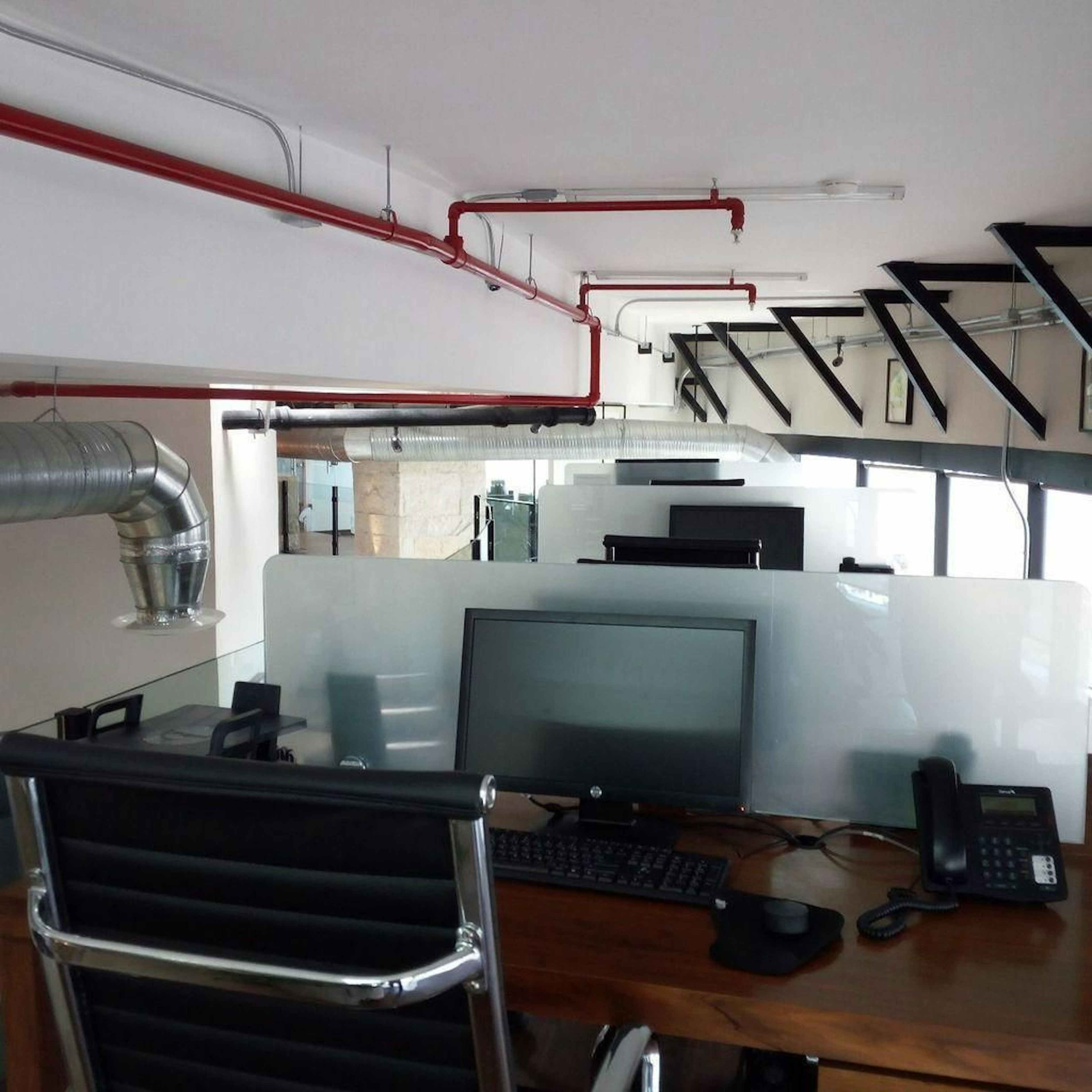 Paseo De Los Laureles 458