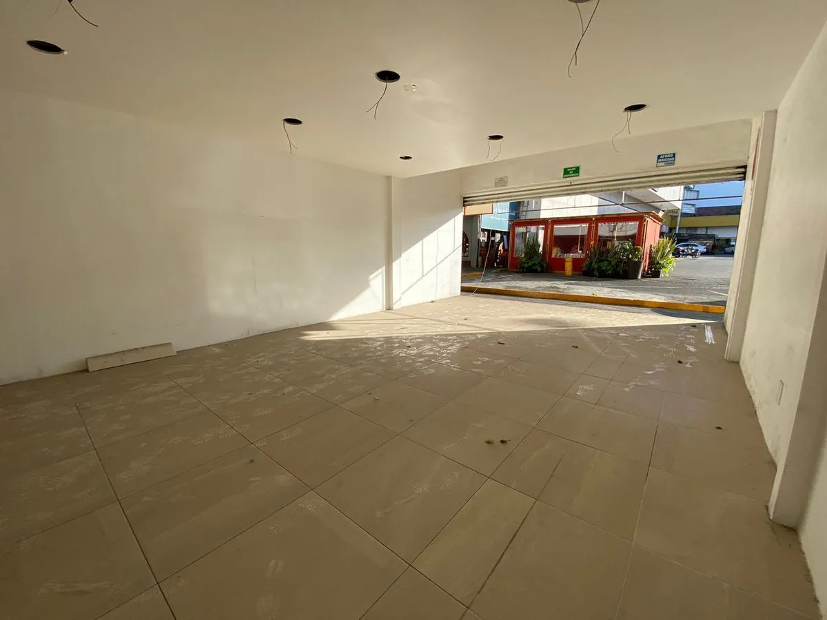Local Comercial Spot2