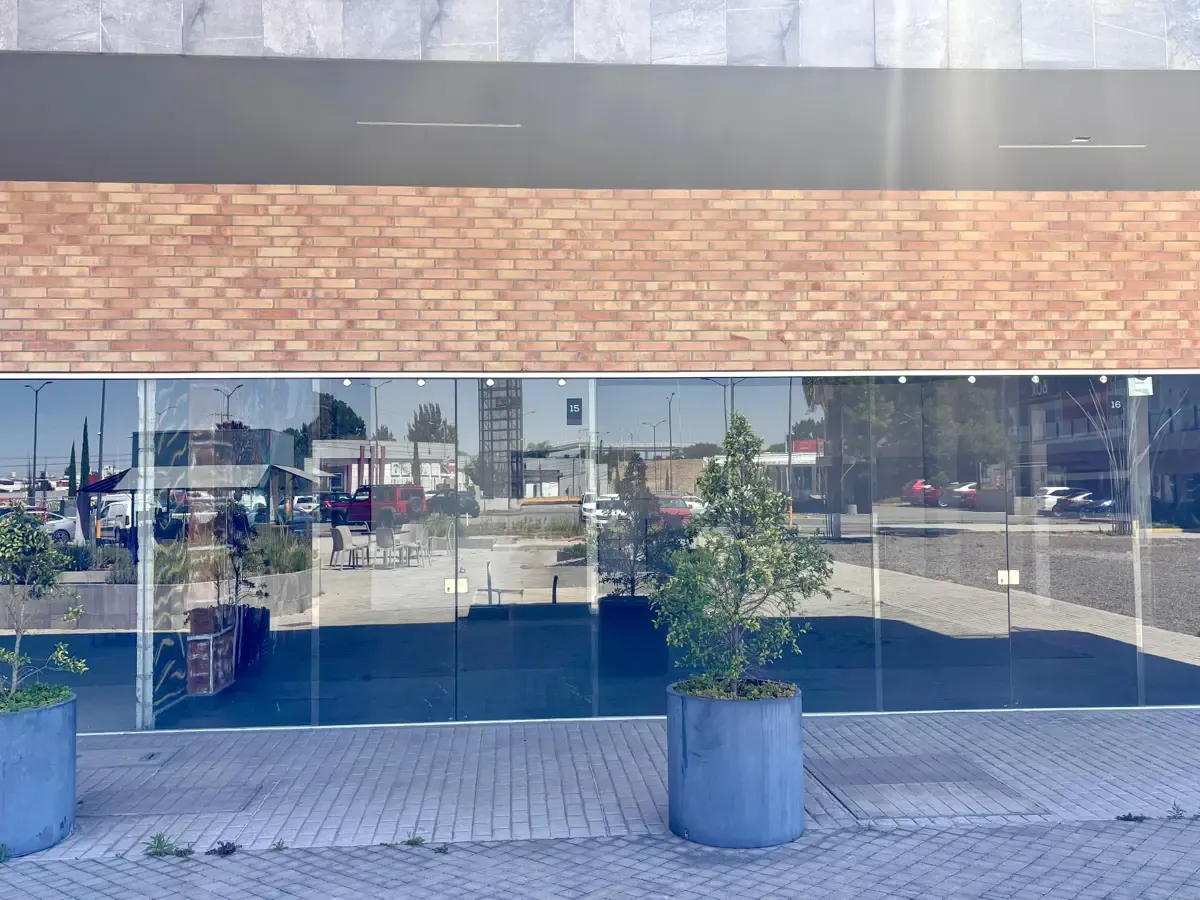 Local Comercial Spot2
