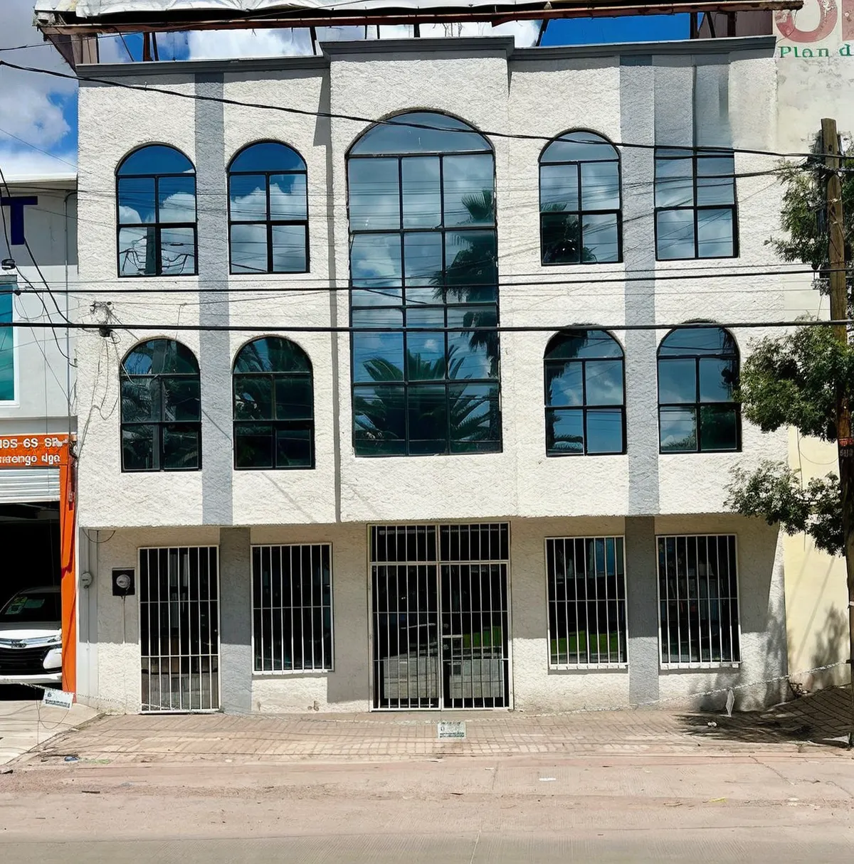 Local Comercial Spot2