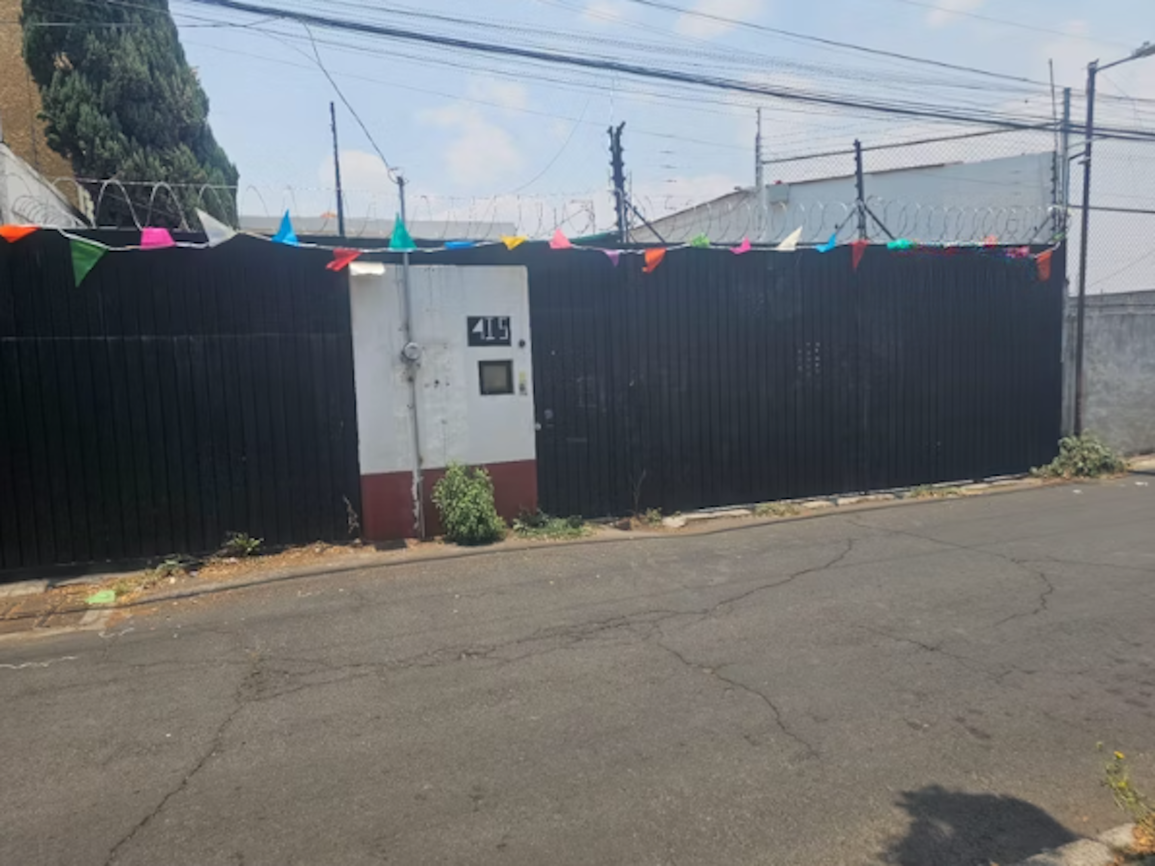 Spot image 0