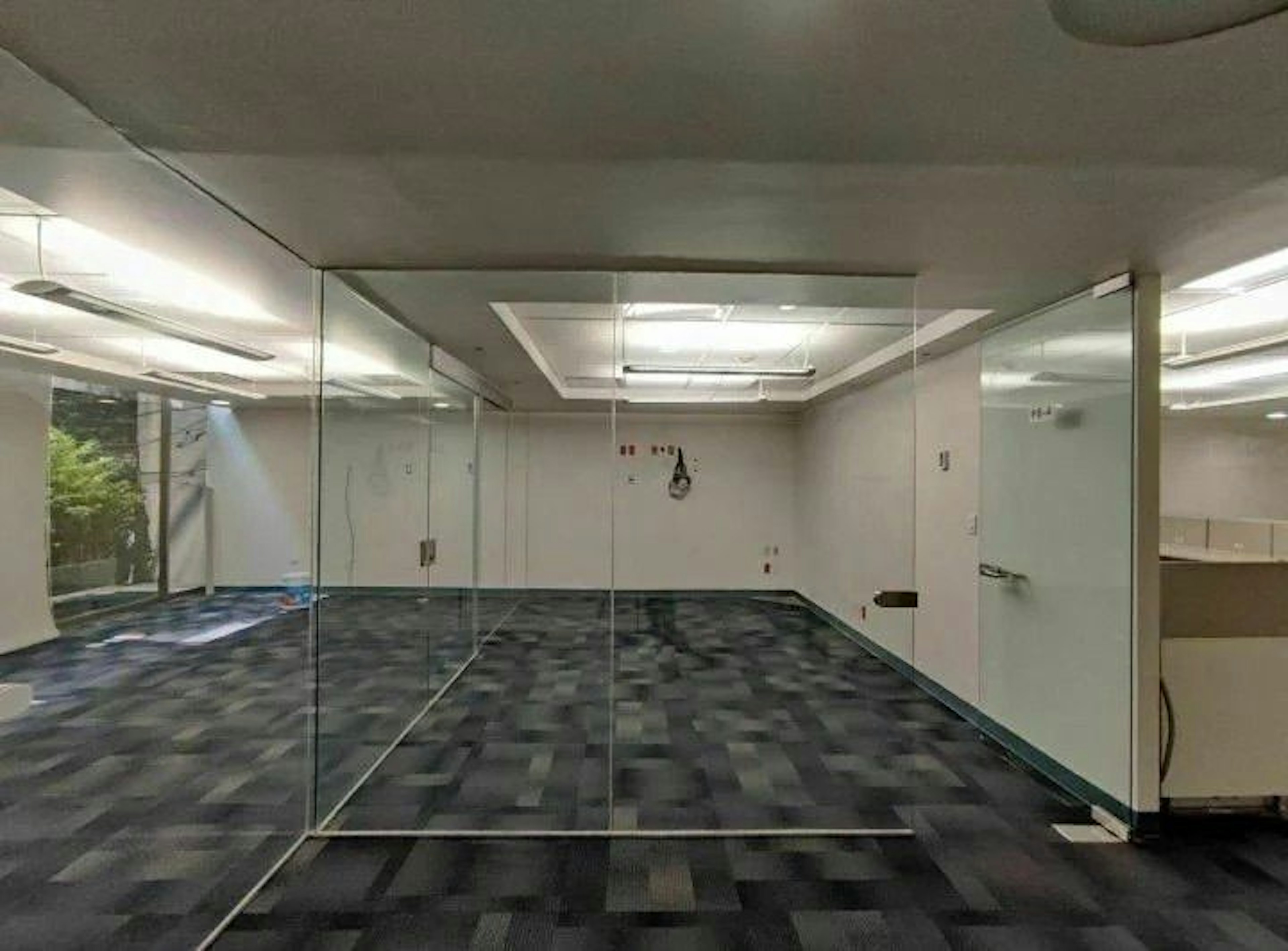 Spot image 0