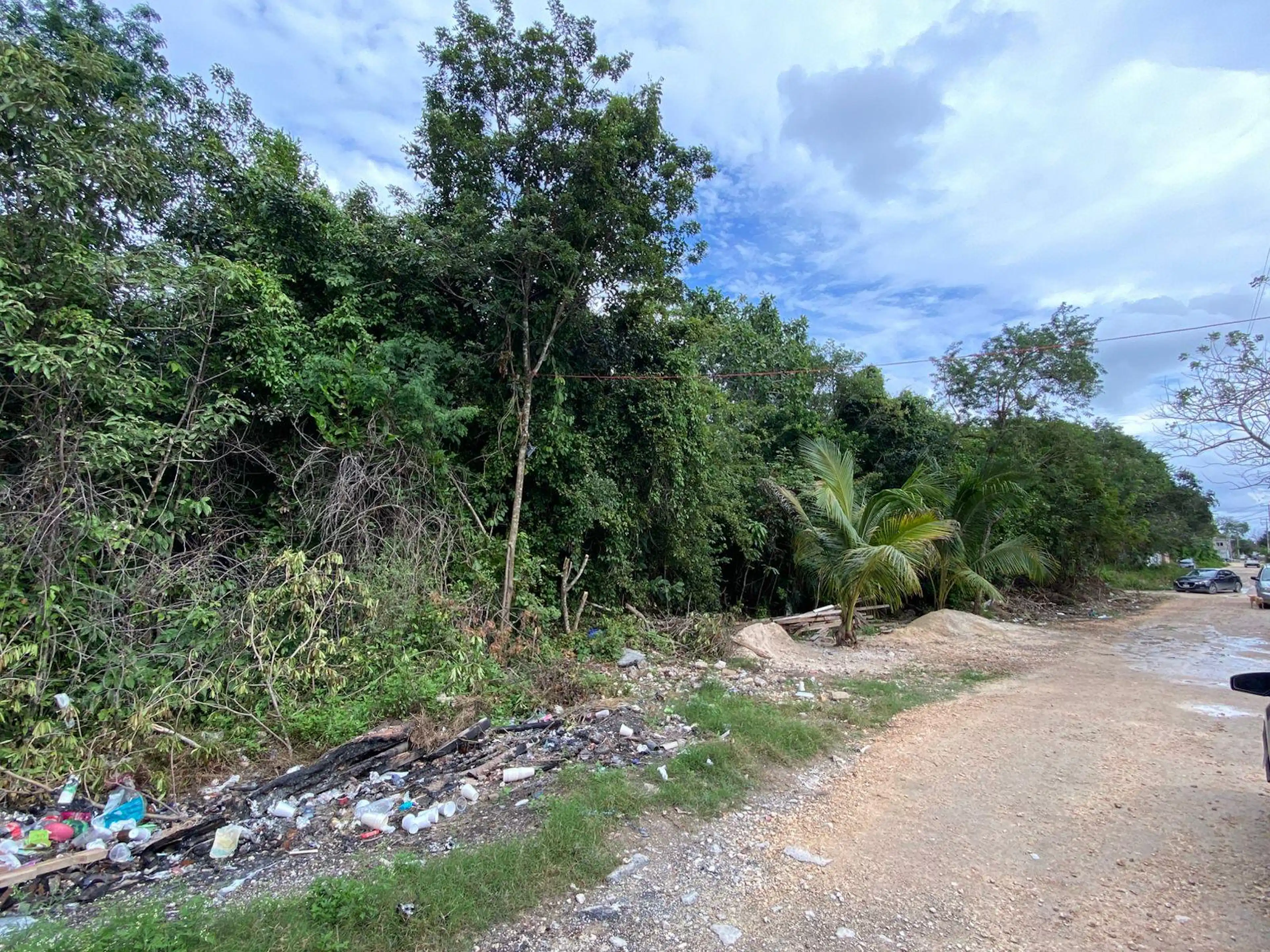 Lote En Venta En Cancún | En Esquina Para Uso Comercial Y Residencial | C3942