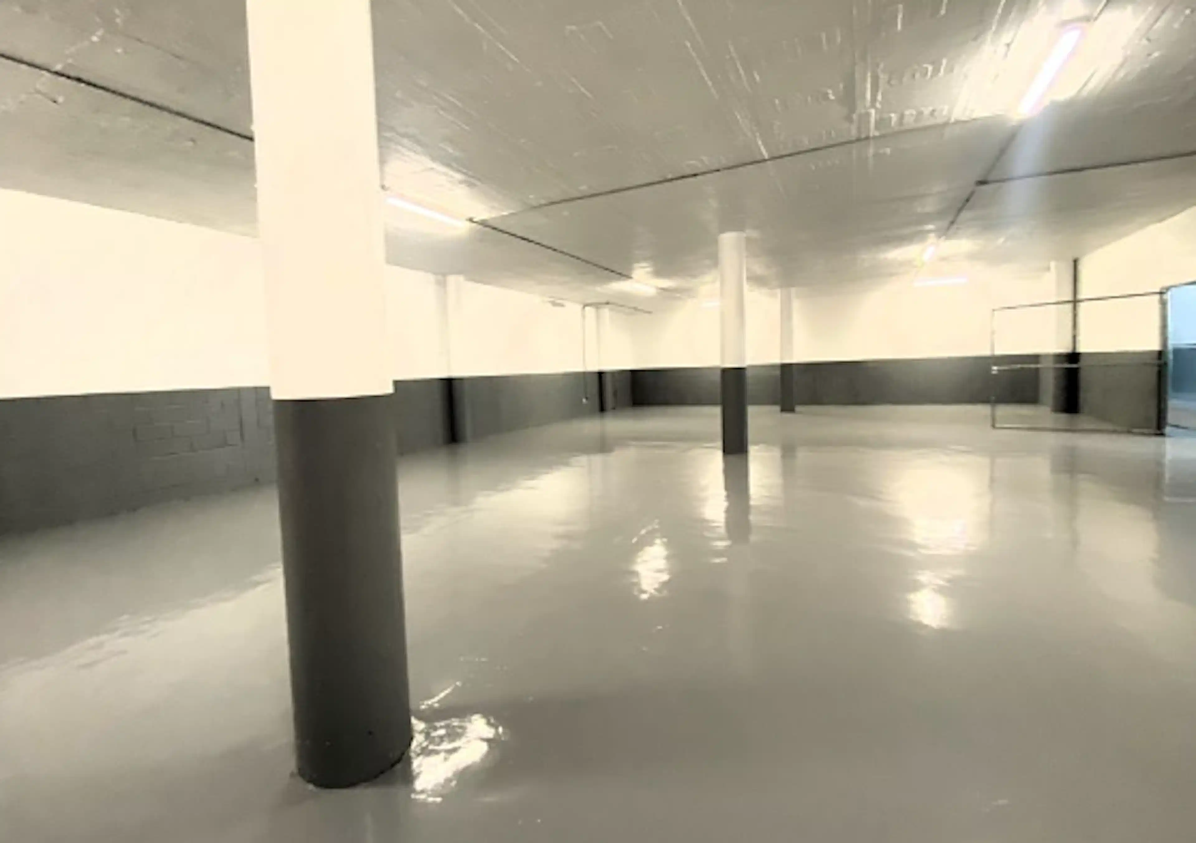 Industrial Alce Blanco