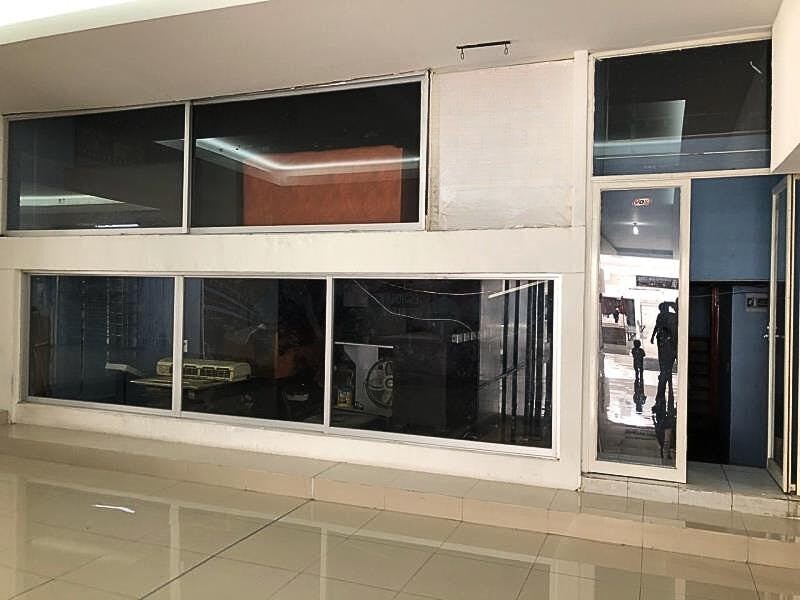 Local Comercial Spot2