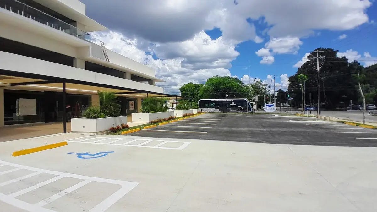 Local Comercial Spot2