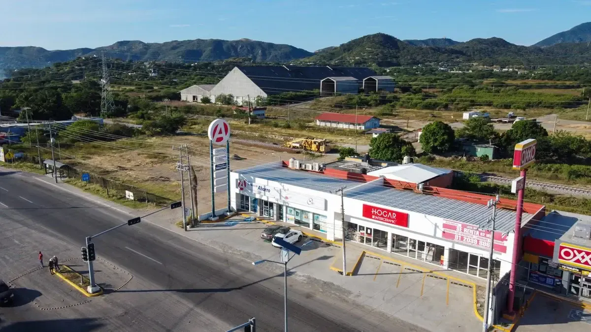 Local Comercial Spot2