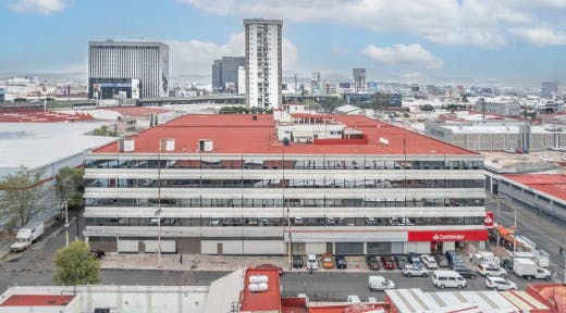 Local Comercial Spot2