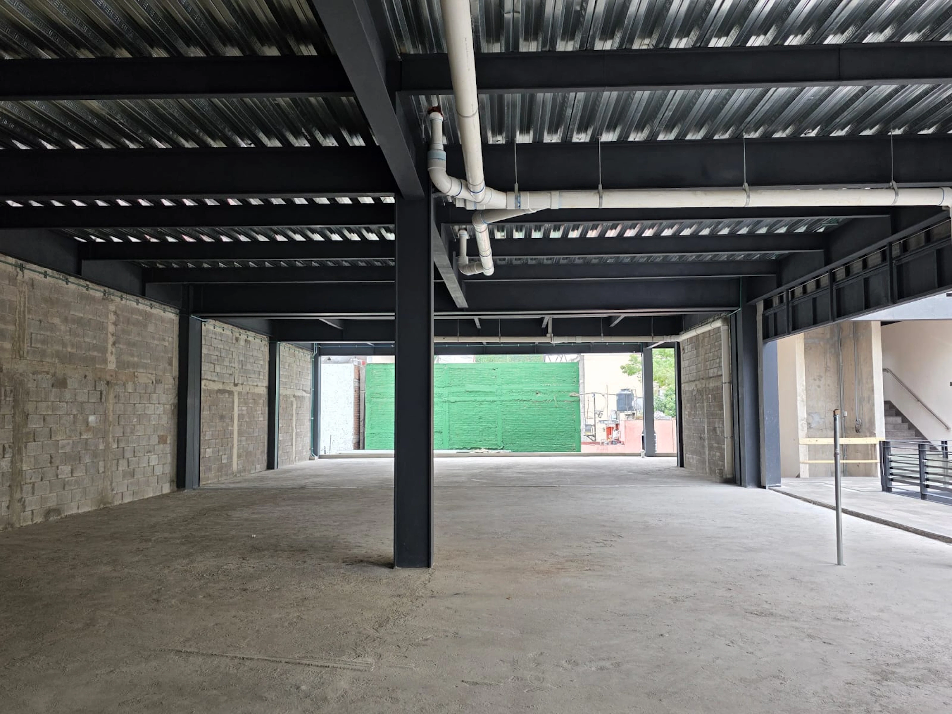 Local Comercial Spot2