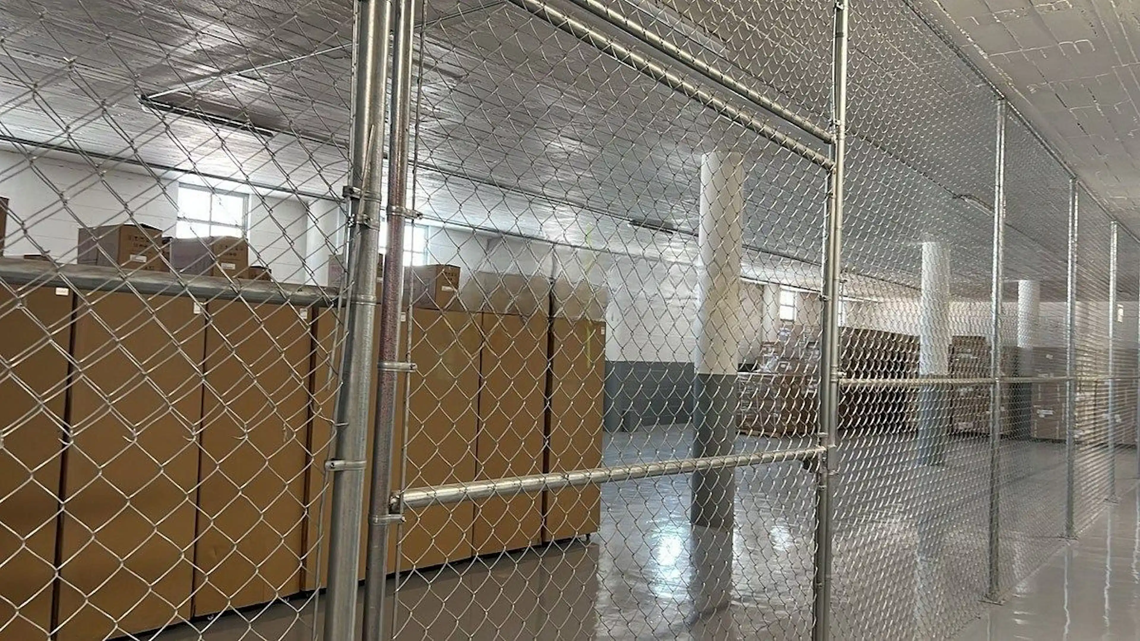 Industrial Alce Blanco