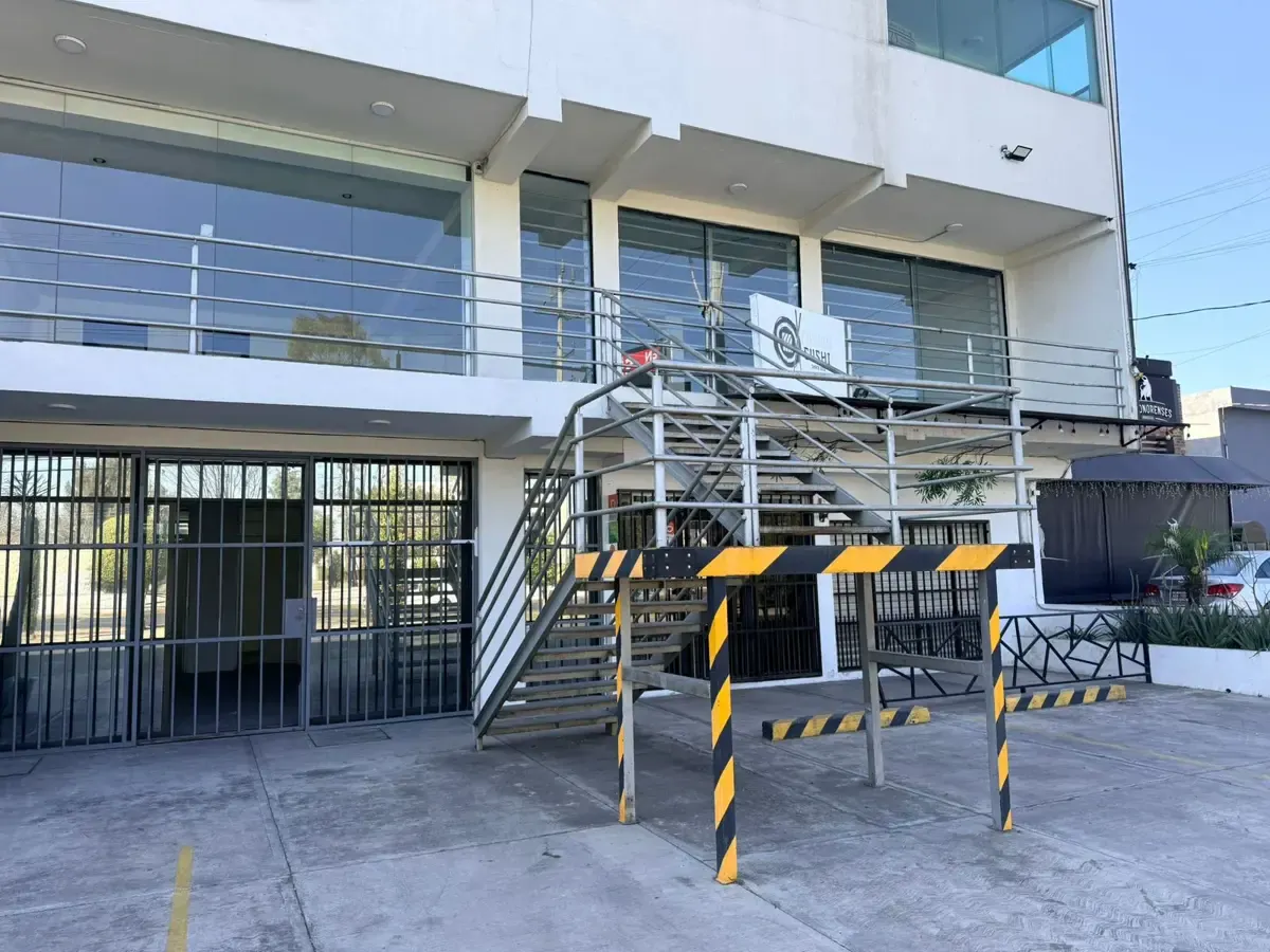 Local Comercial Spot2