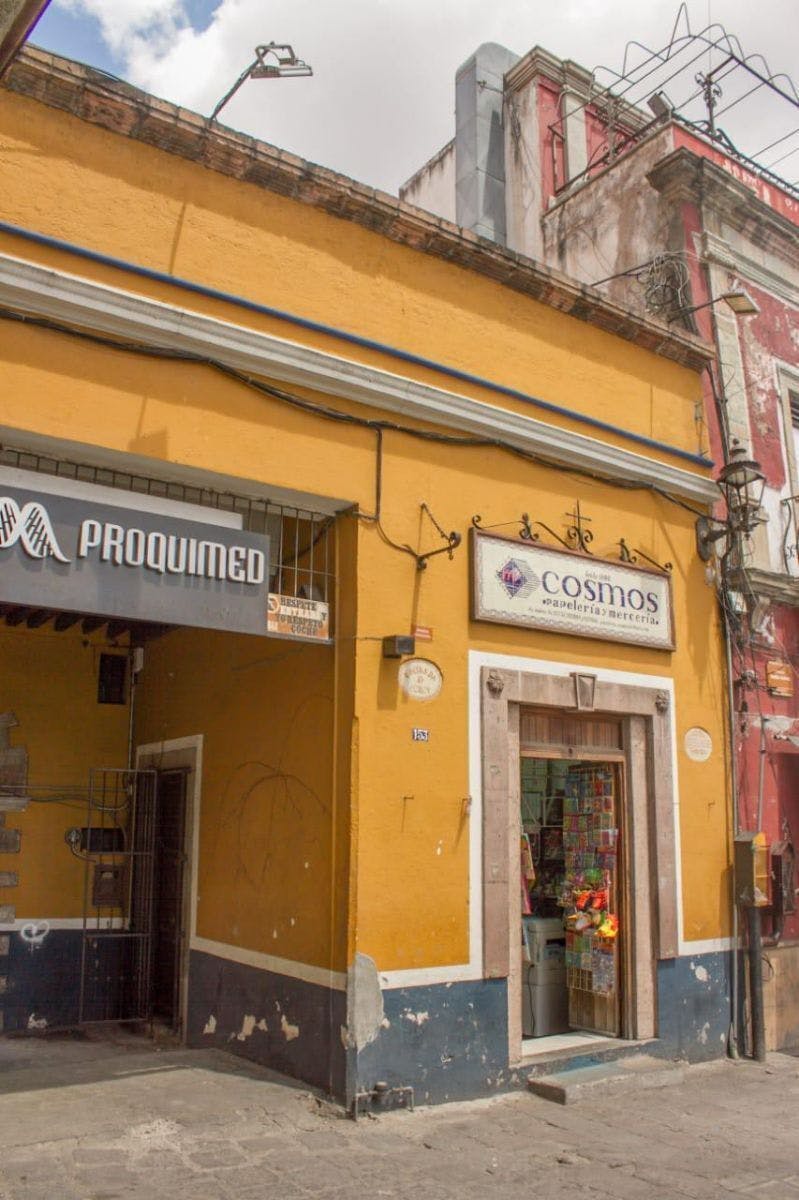 Local Comercial Spot2