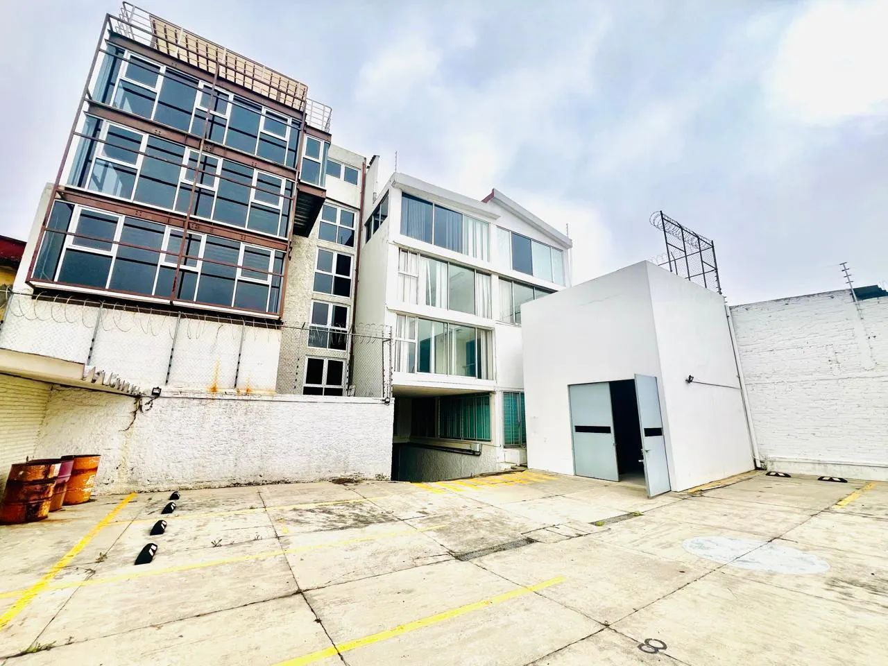 Local Comercial Spot2