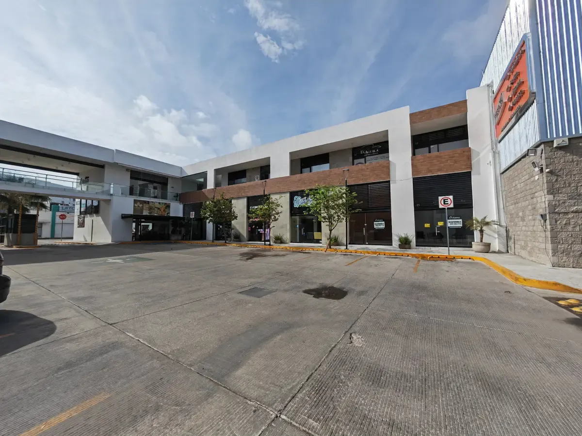 Local Comercial Spot2