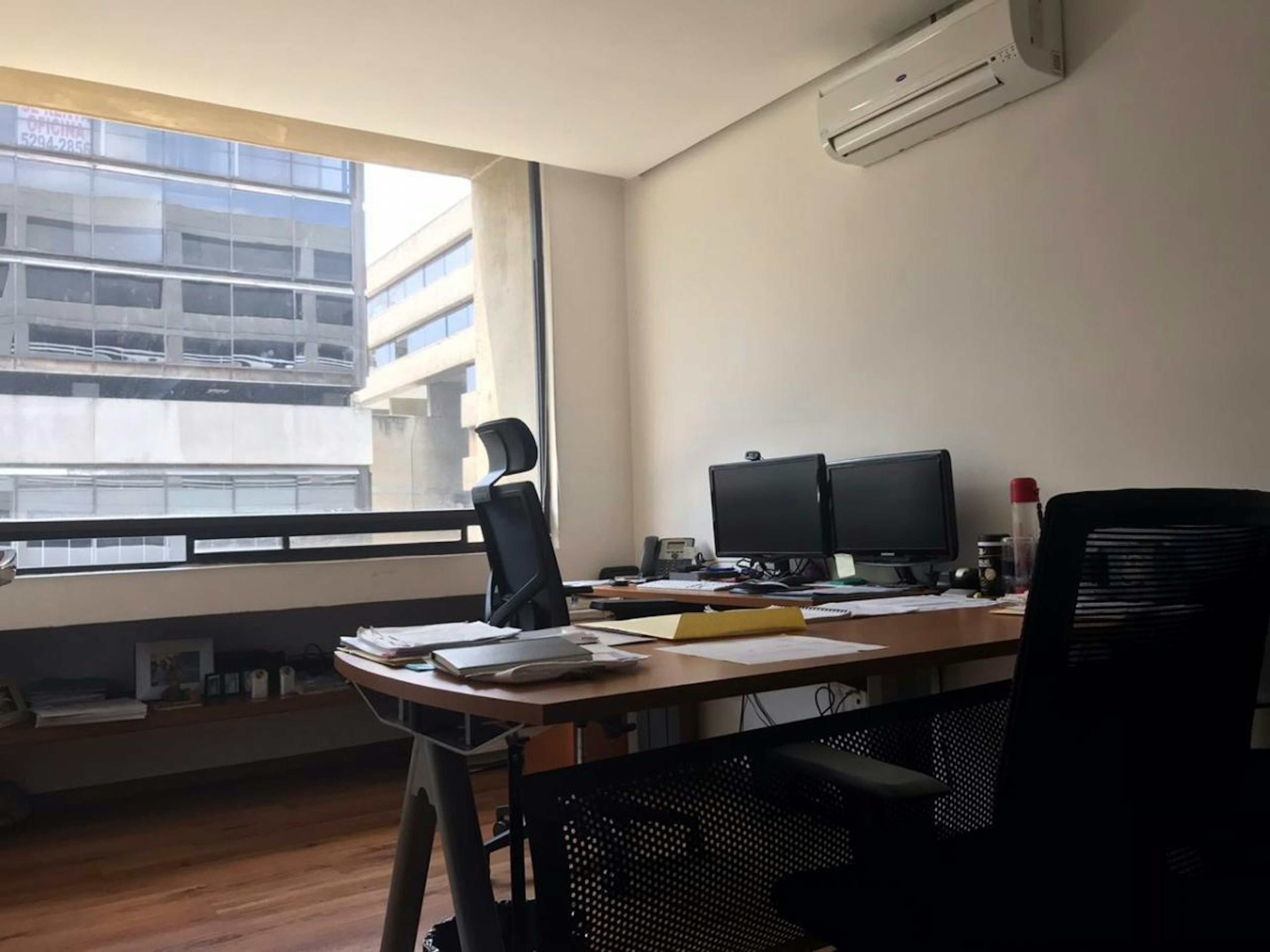 Spot image 0
