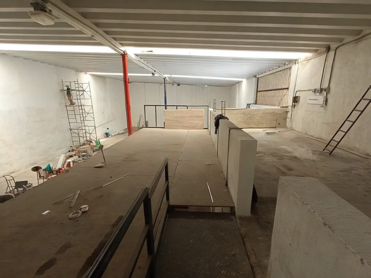 Industrial Spot2