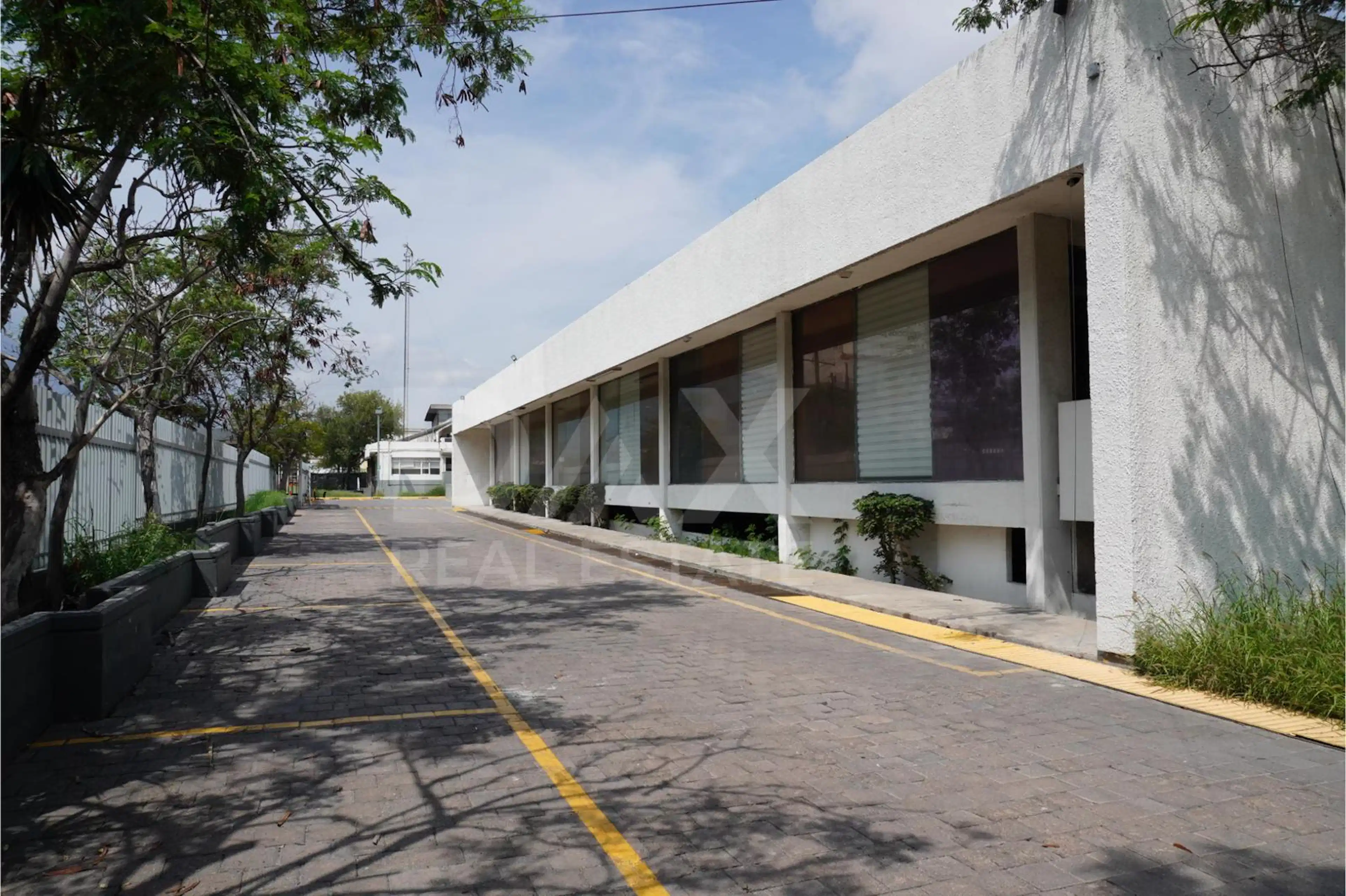 Blvd Gustavo Diaz Ordaz S/N