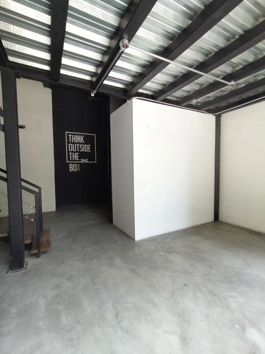 Local Comercial Spot2