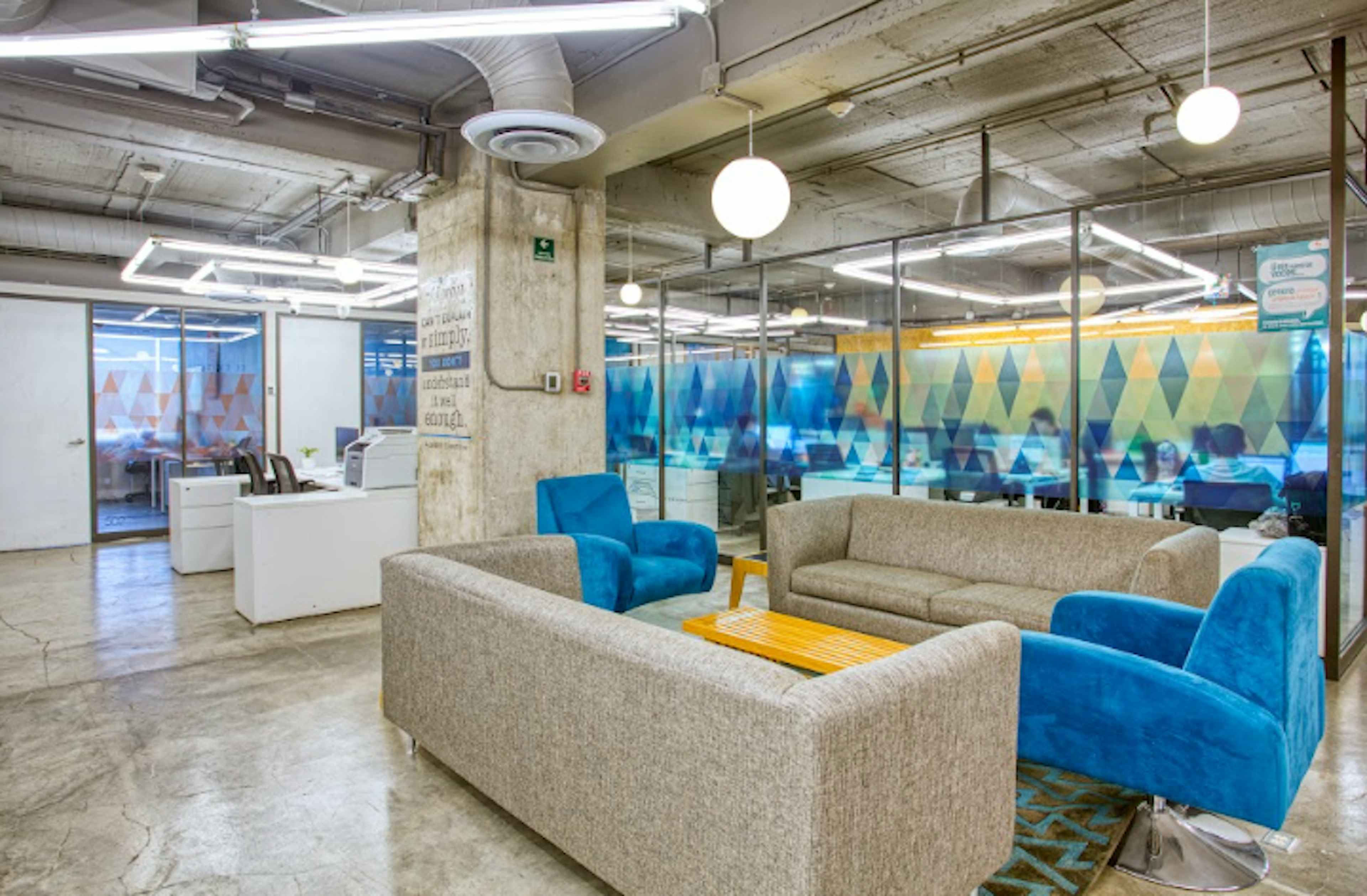 Avenida Rodolfo Gaona 3