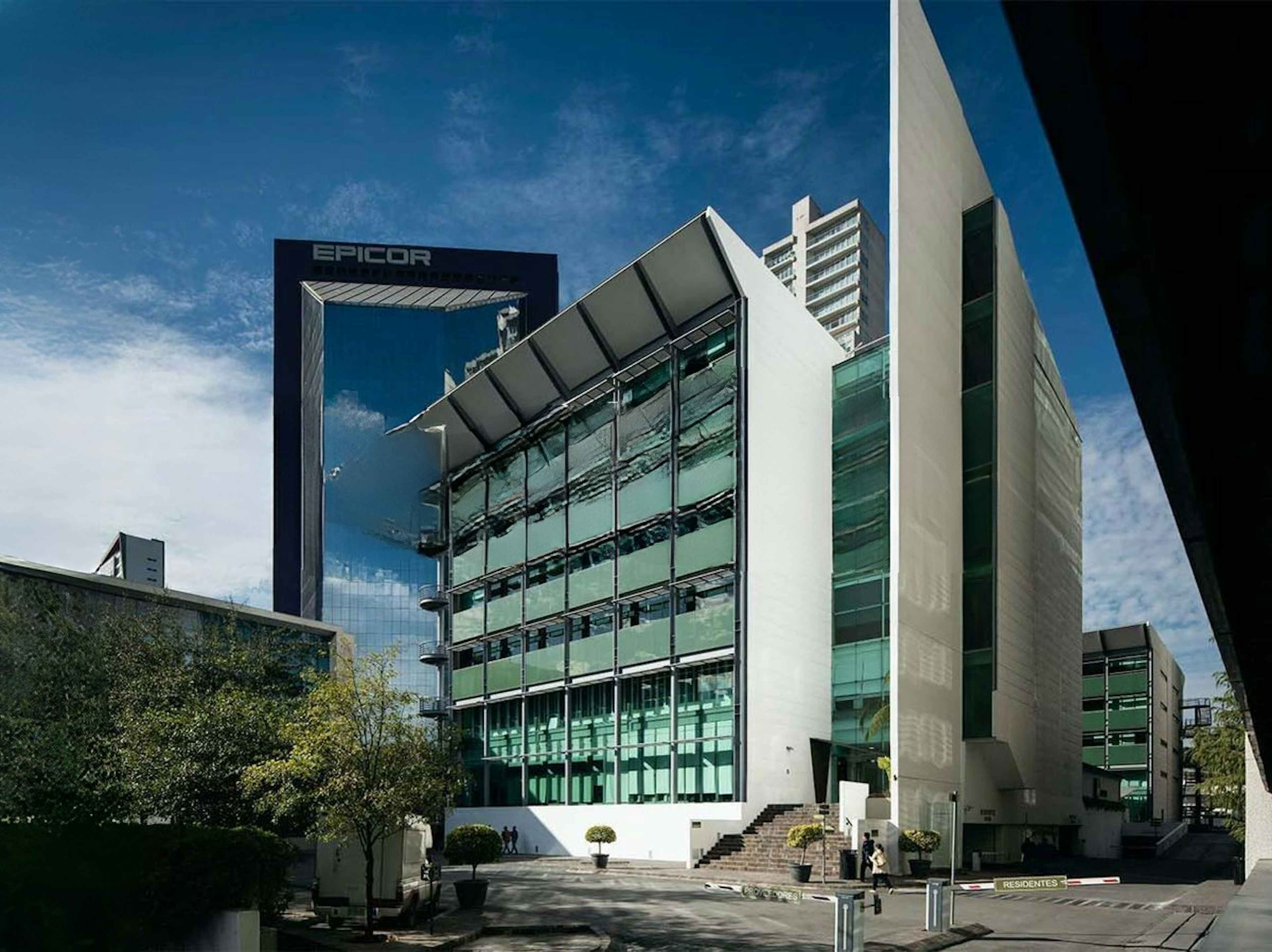 Boulevard Díaz Ordaz 130