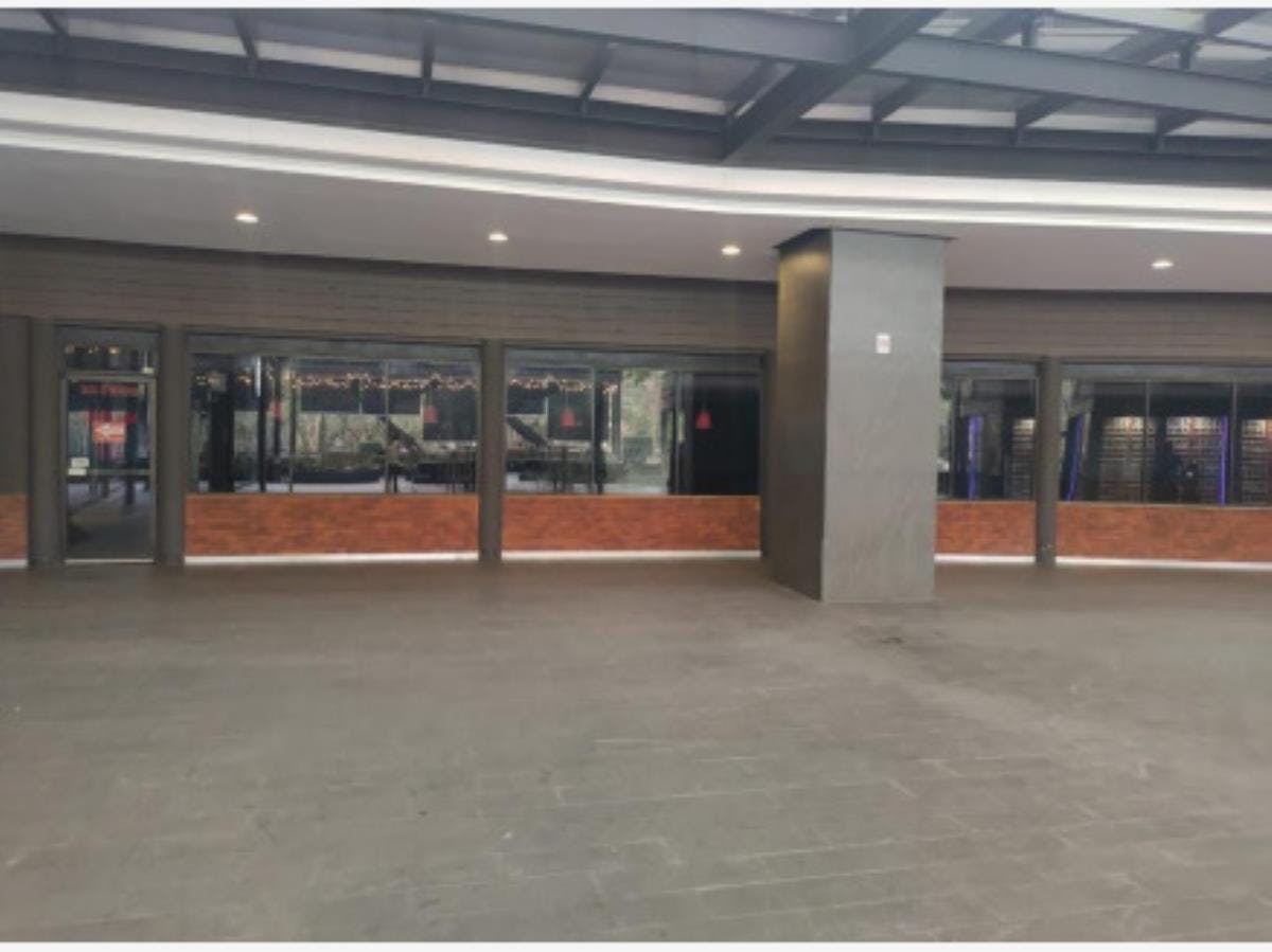 Local Comercial Spot2