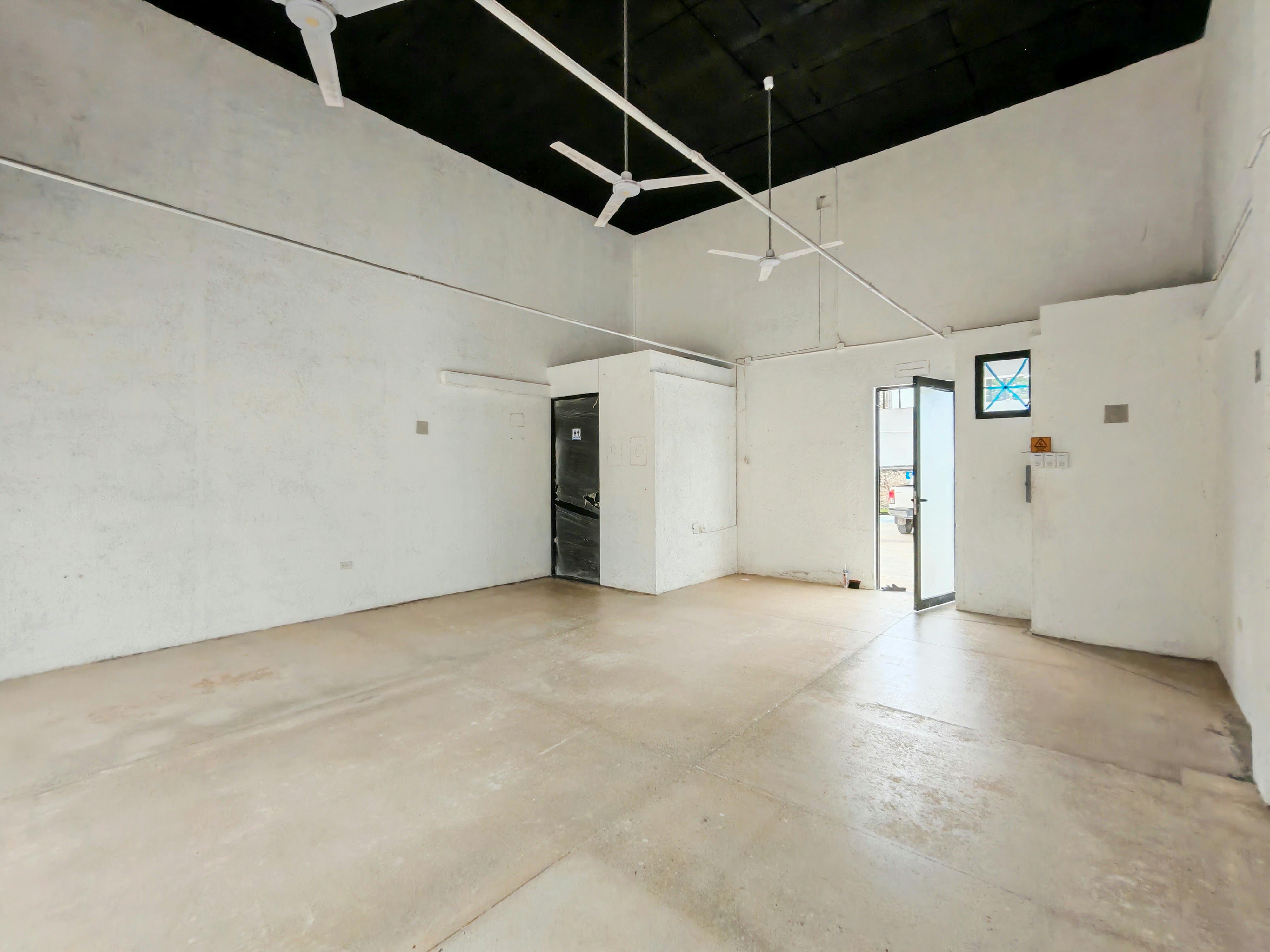 Local Comercial Spot2