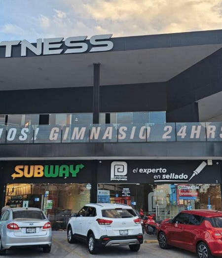 Local Comercial Spot2