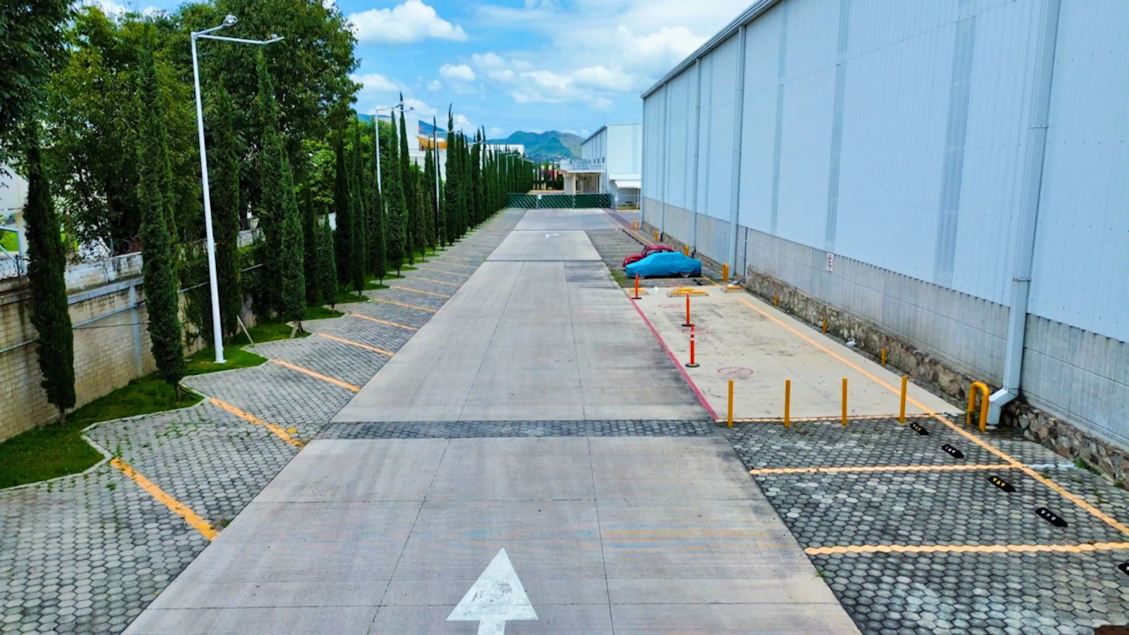 Nave en renta | 11,575 m2 |Parque Industrial Tesistán 3 - Juan Gil Preciado
