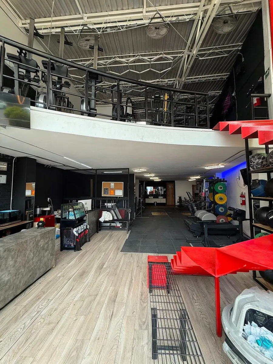 Local Comercial Spot2