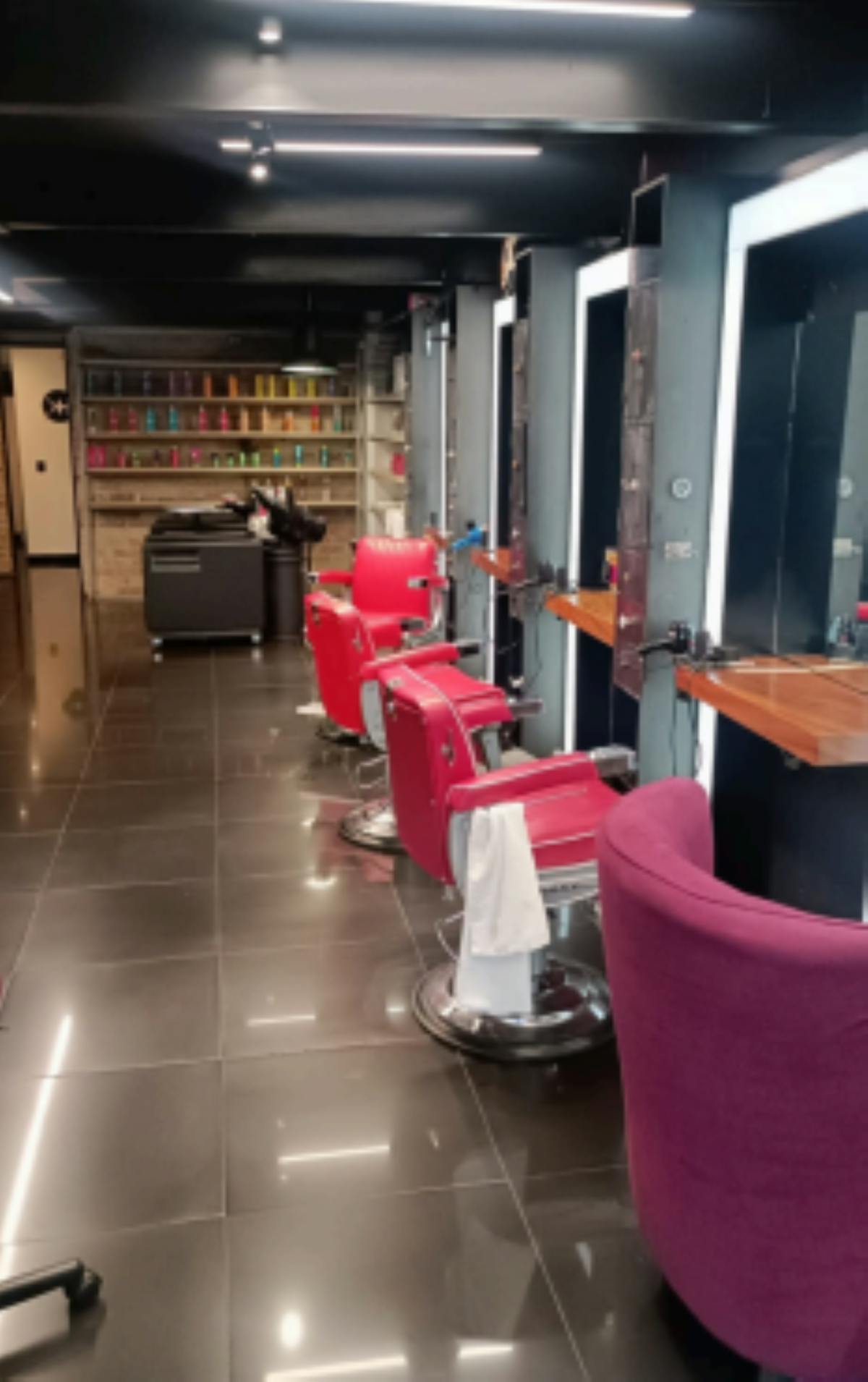 Local Comercial Spot2