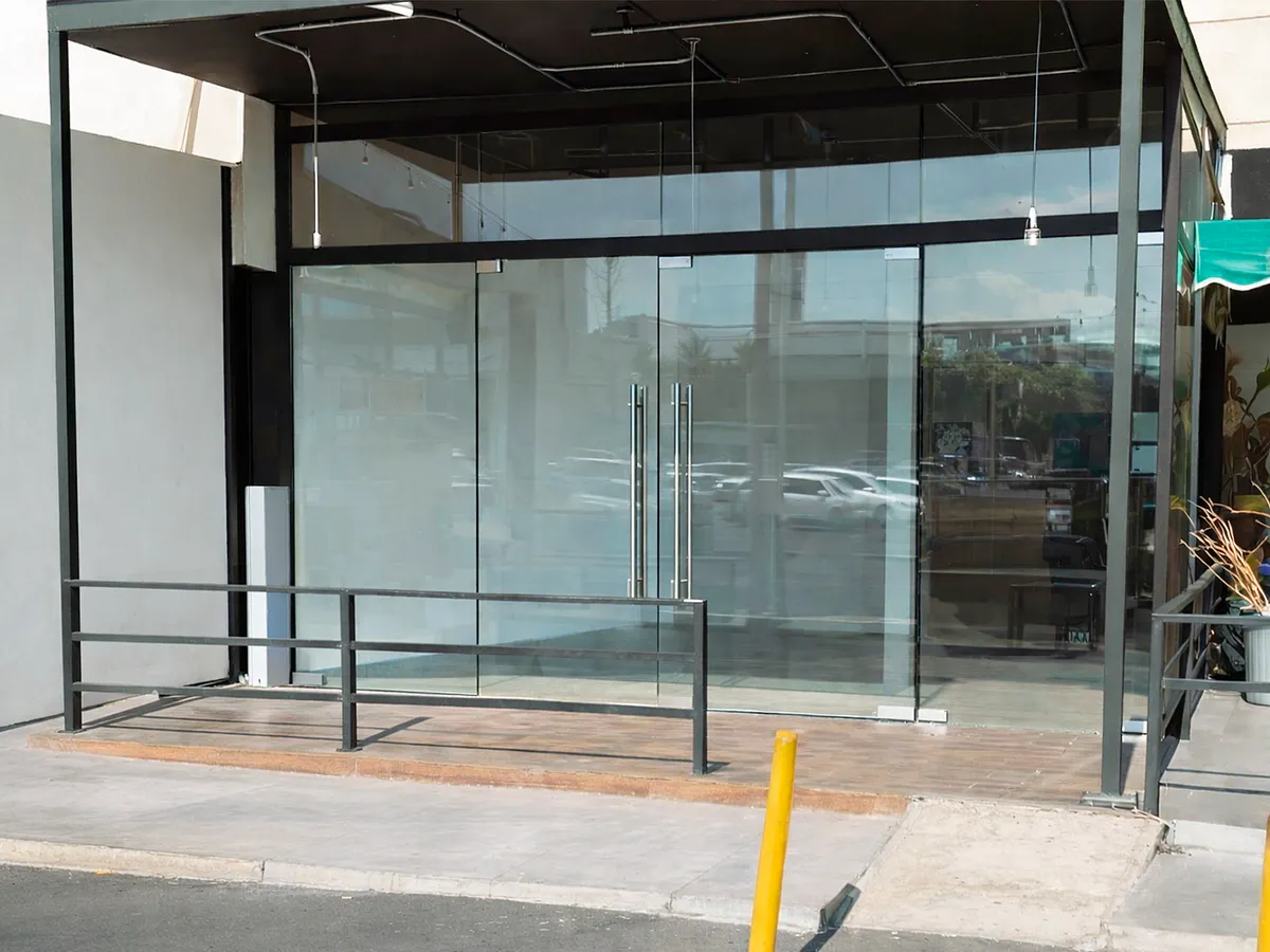 Local Comercial Spot2