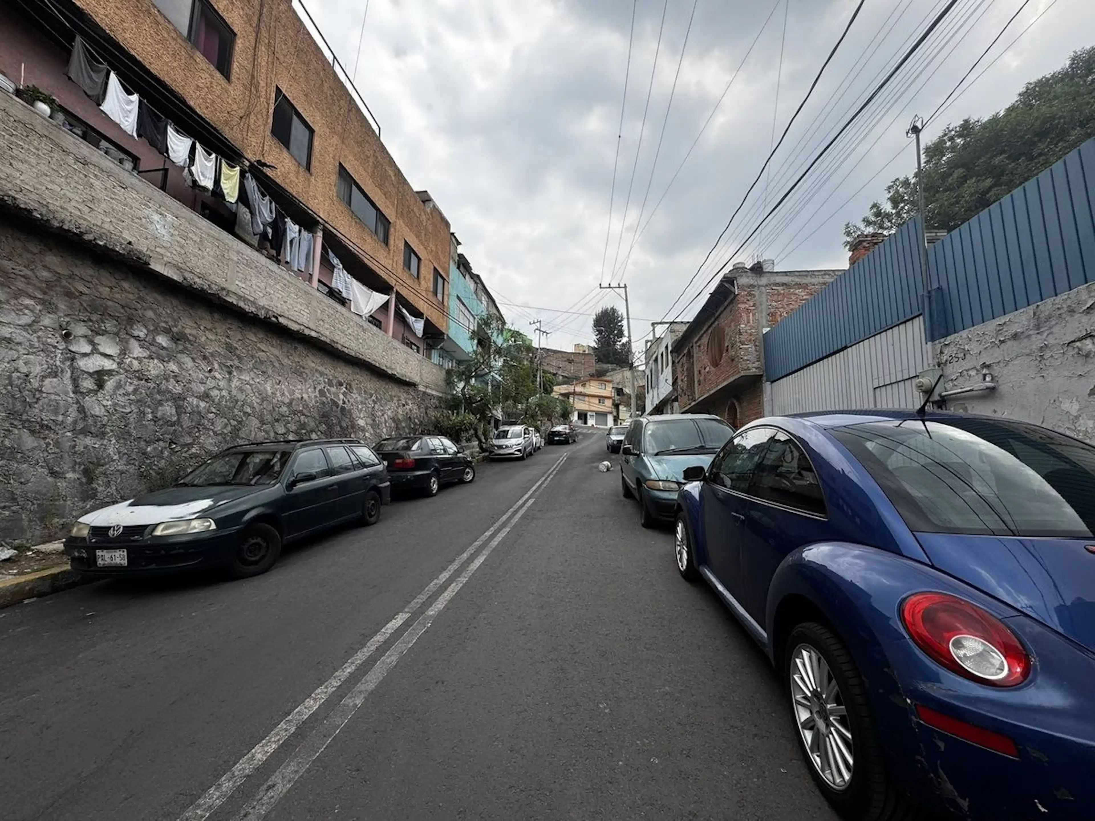 Venta Terreno techado con bodega en Las Águilas 1ra. Secc.