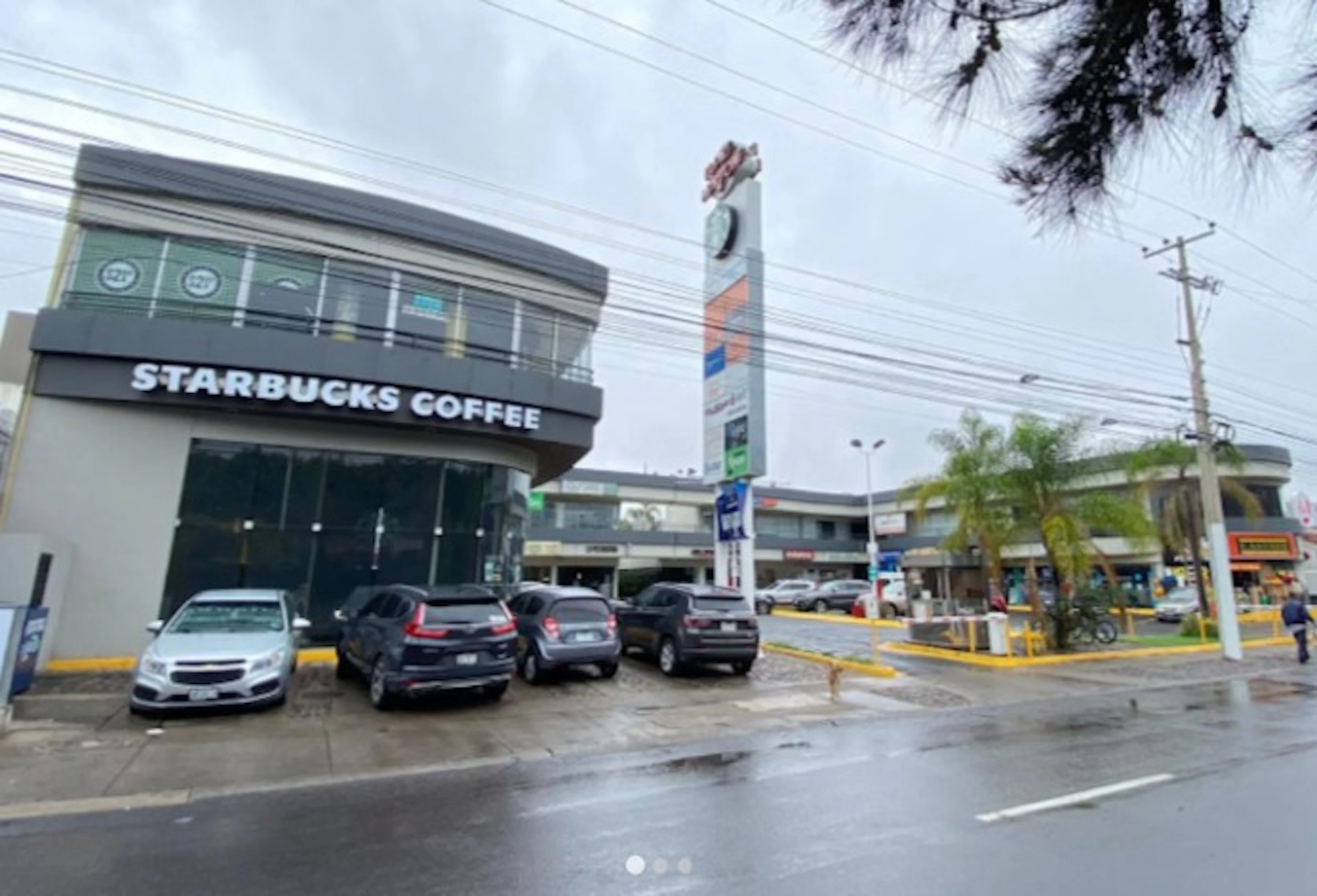 Local Comercial Spot2